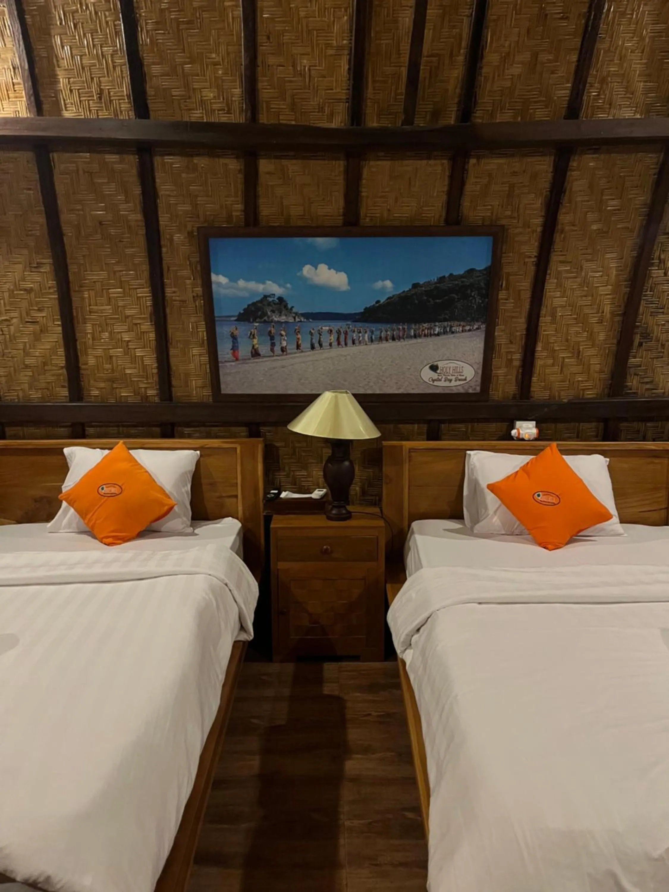 Bed in Holy Hills Bungalow Nusa Penida