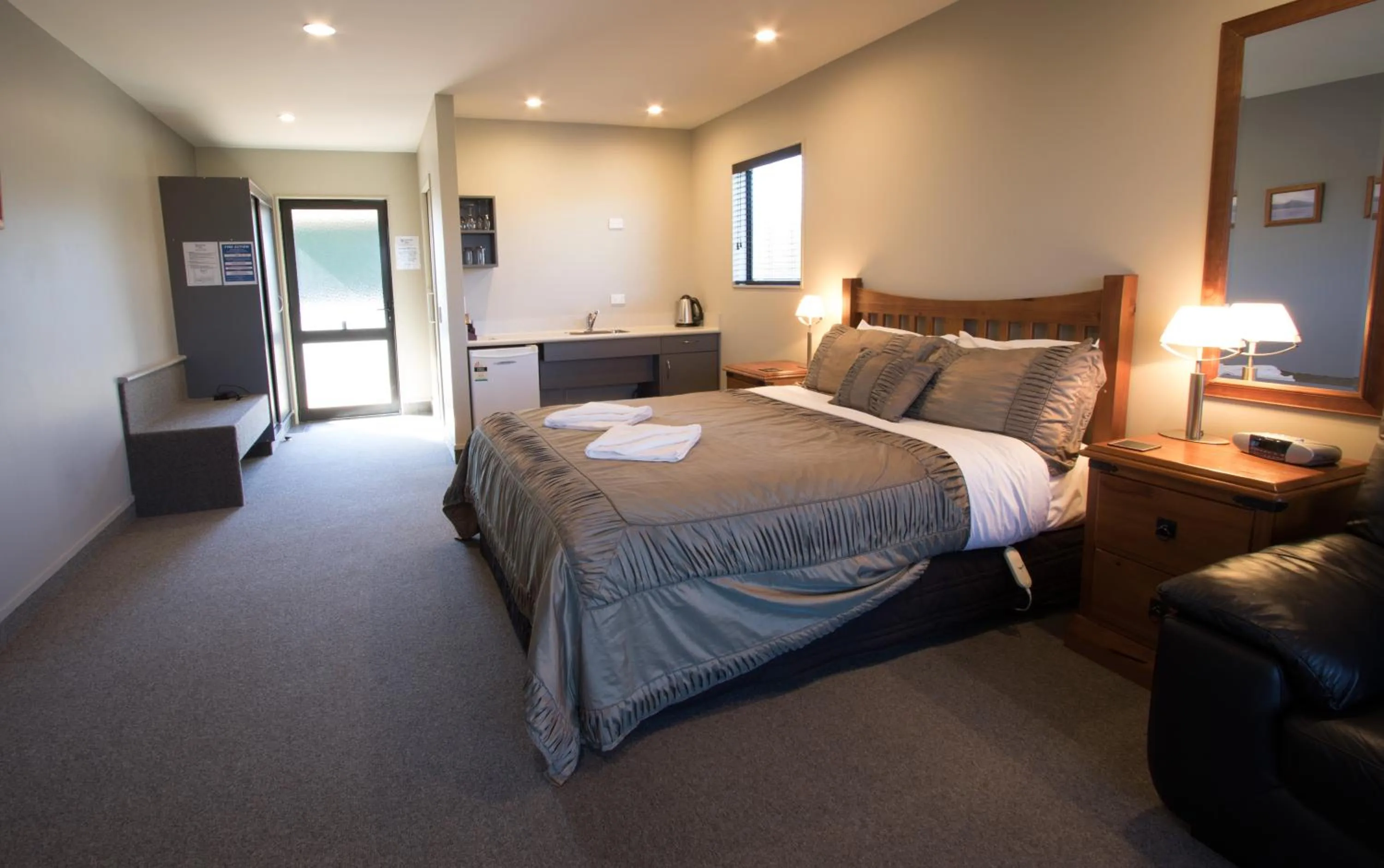 Coffee/tea facilities, Bed in Stations Inn