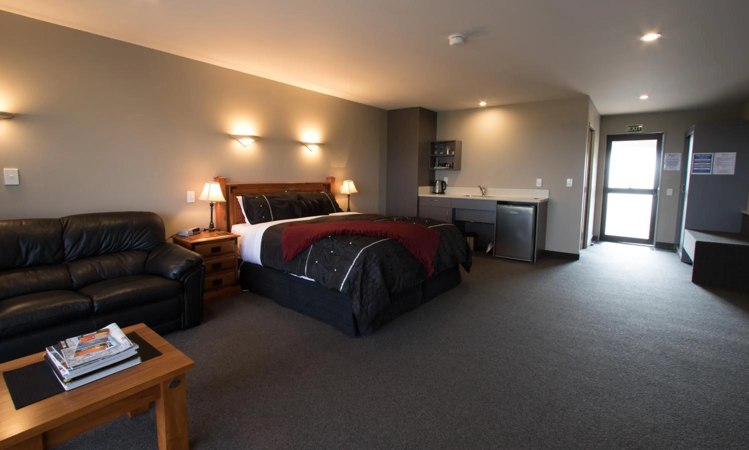 Coffee/tea facilities, Bed in Stations Inn