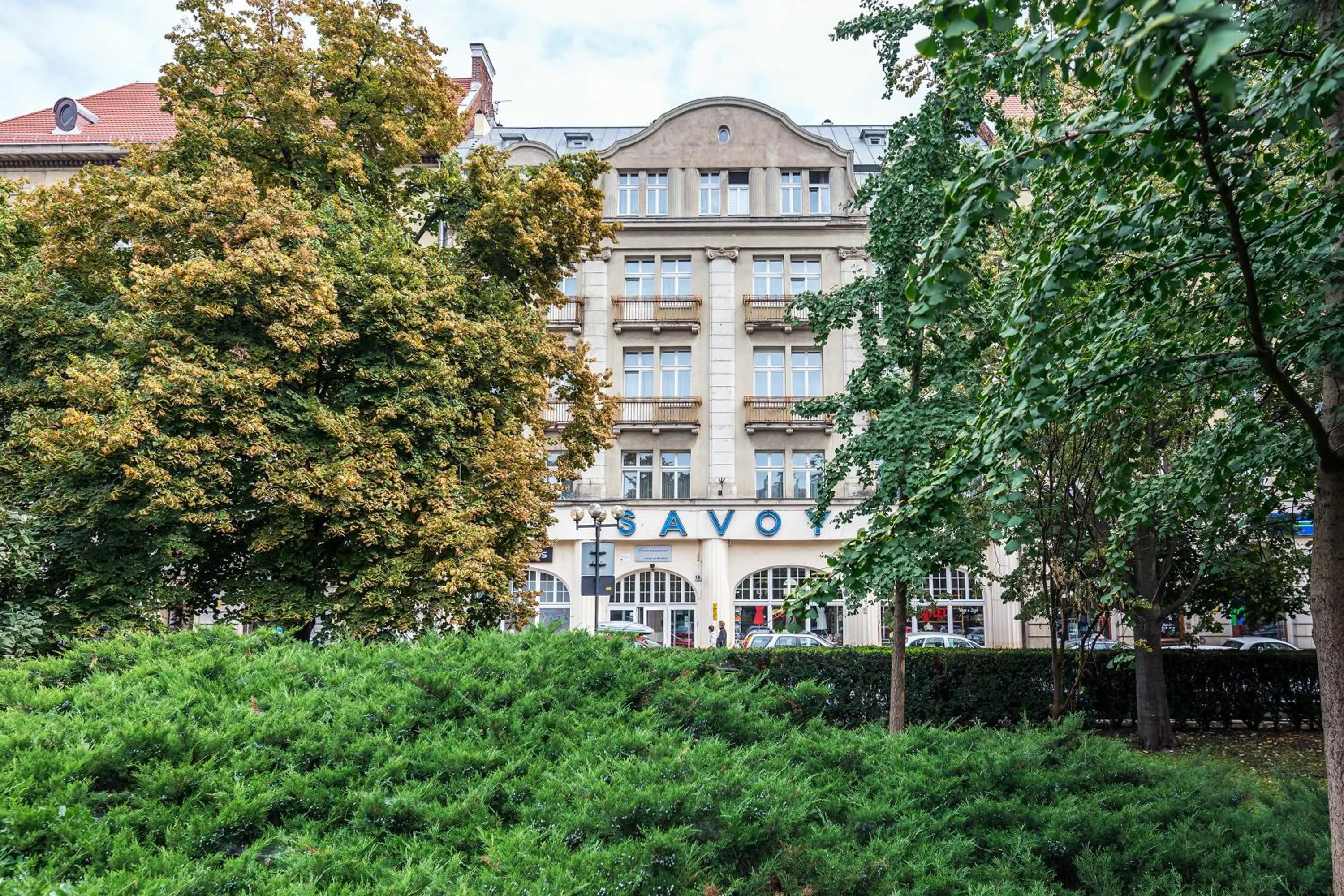 On site, Property Building in Savoy Wrocław