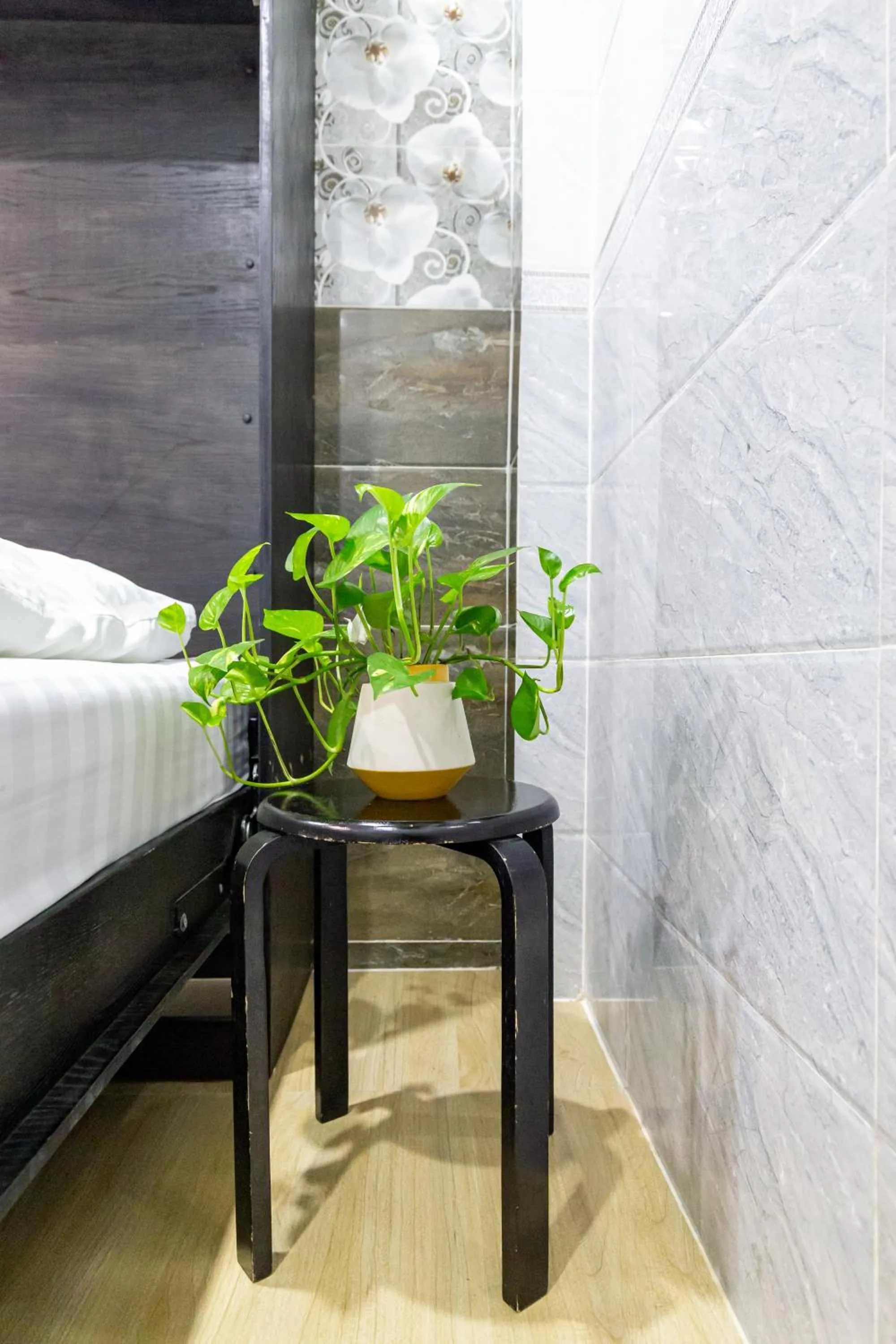 Property building, Bed in Cola's Homestay