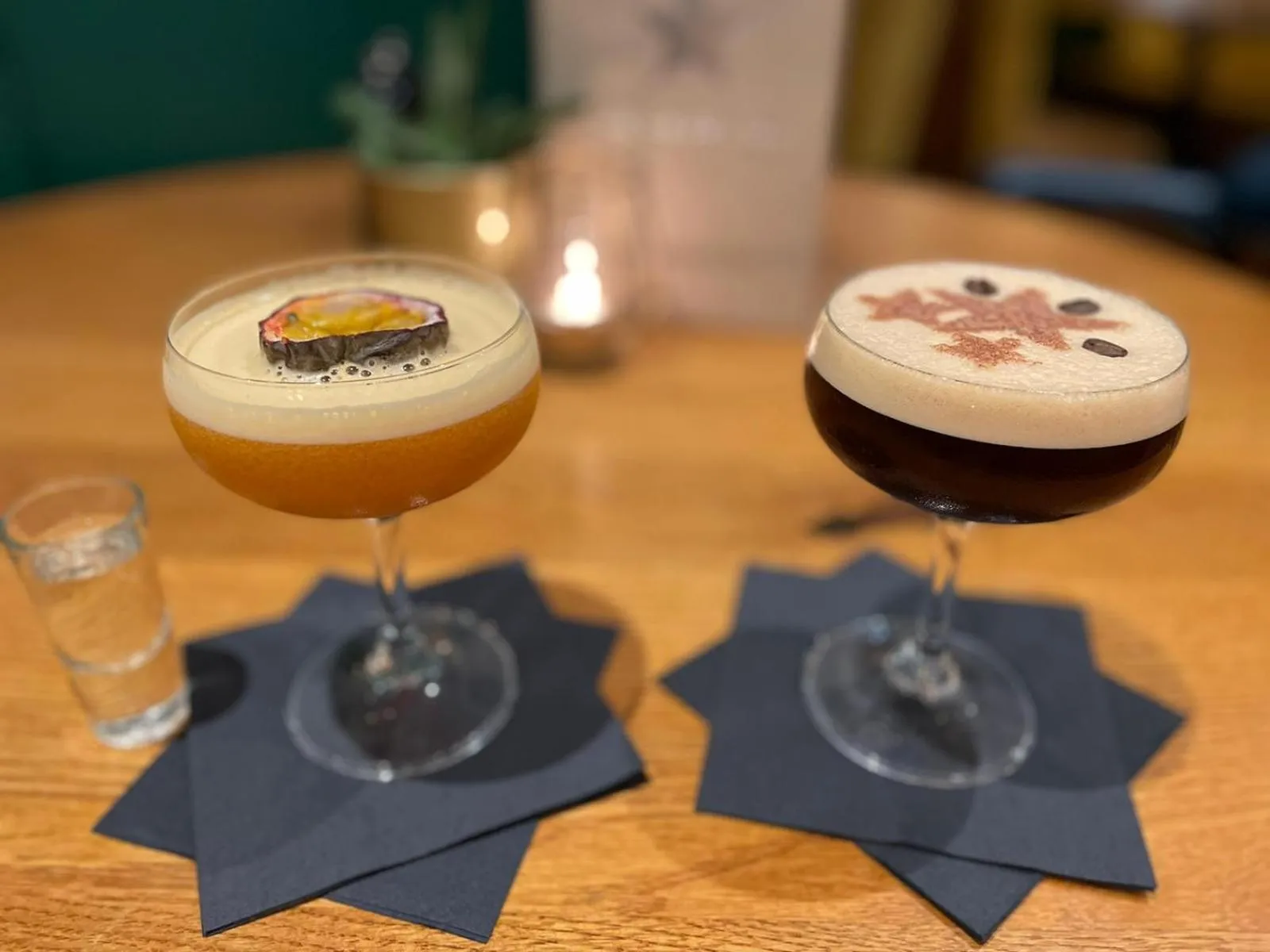 Drinks in The White Star Tavern