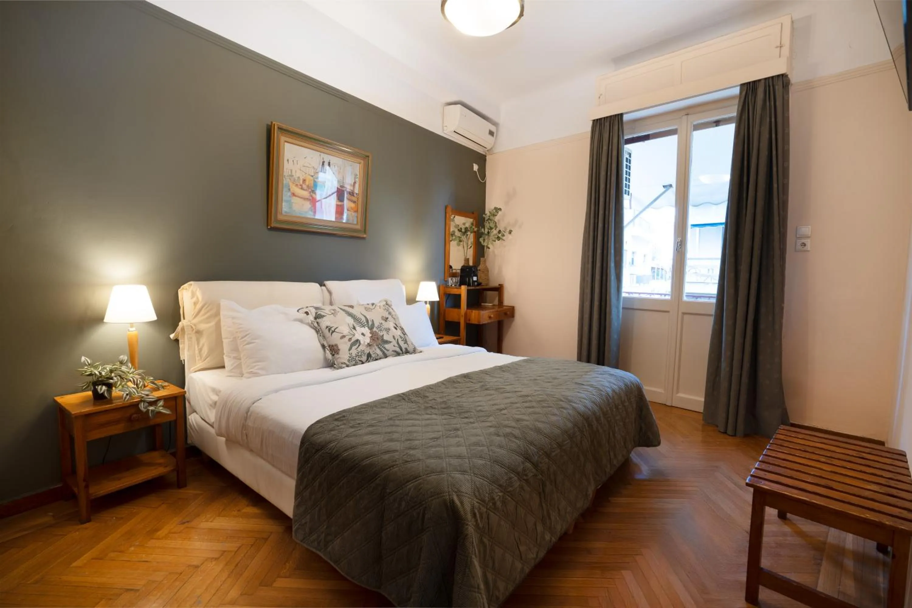 Bed in Art Gallery Hotel