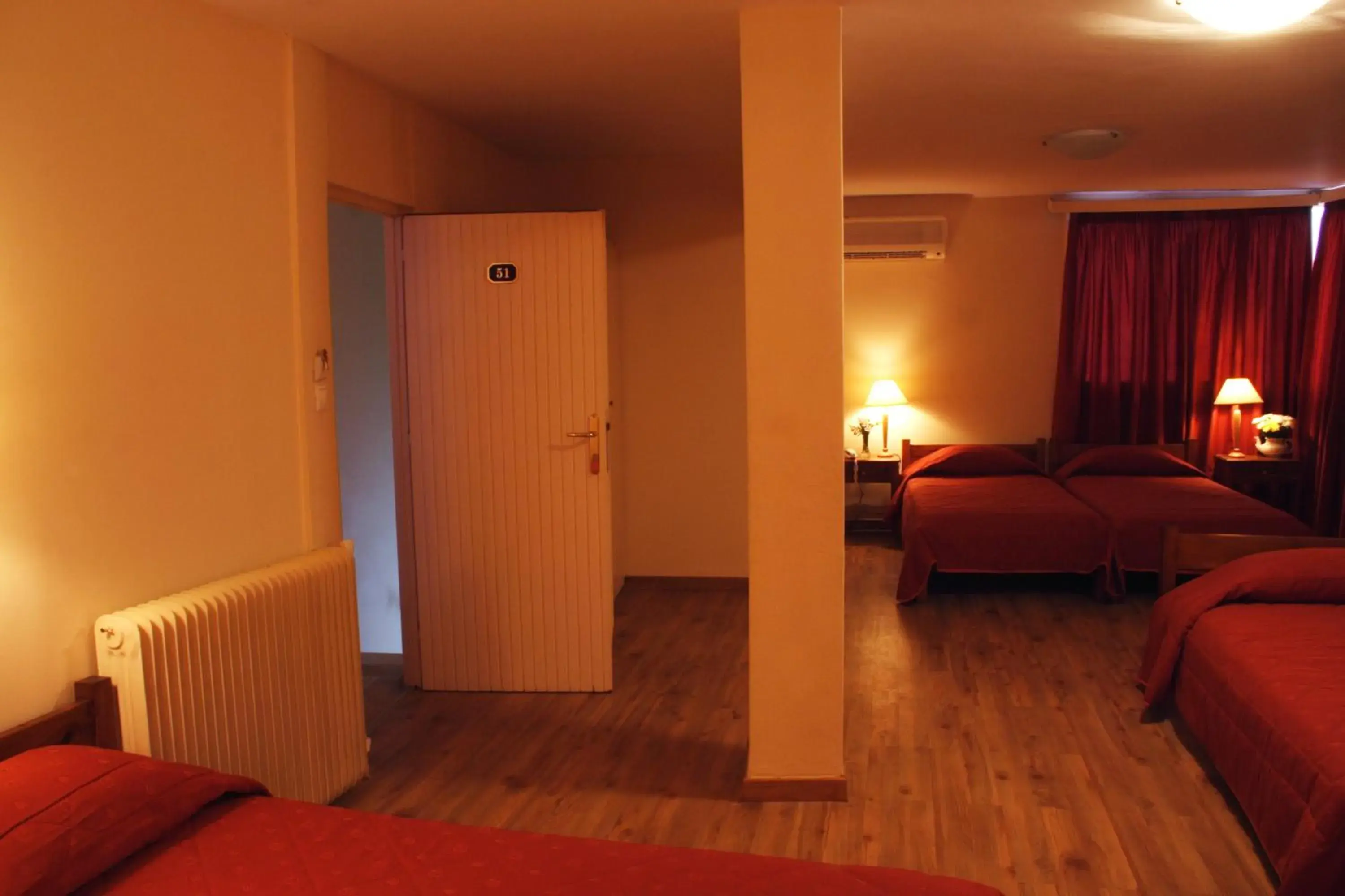 Family Room in Art Gallery Hotel Family Room in Art Gallery Hotel