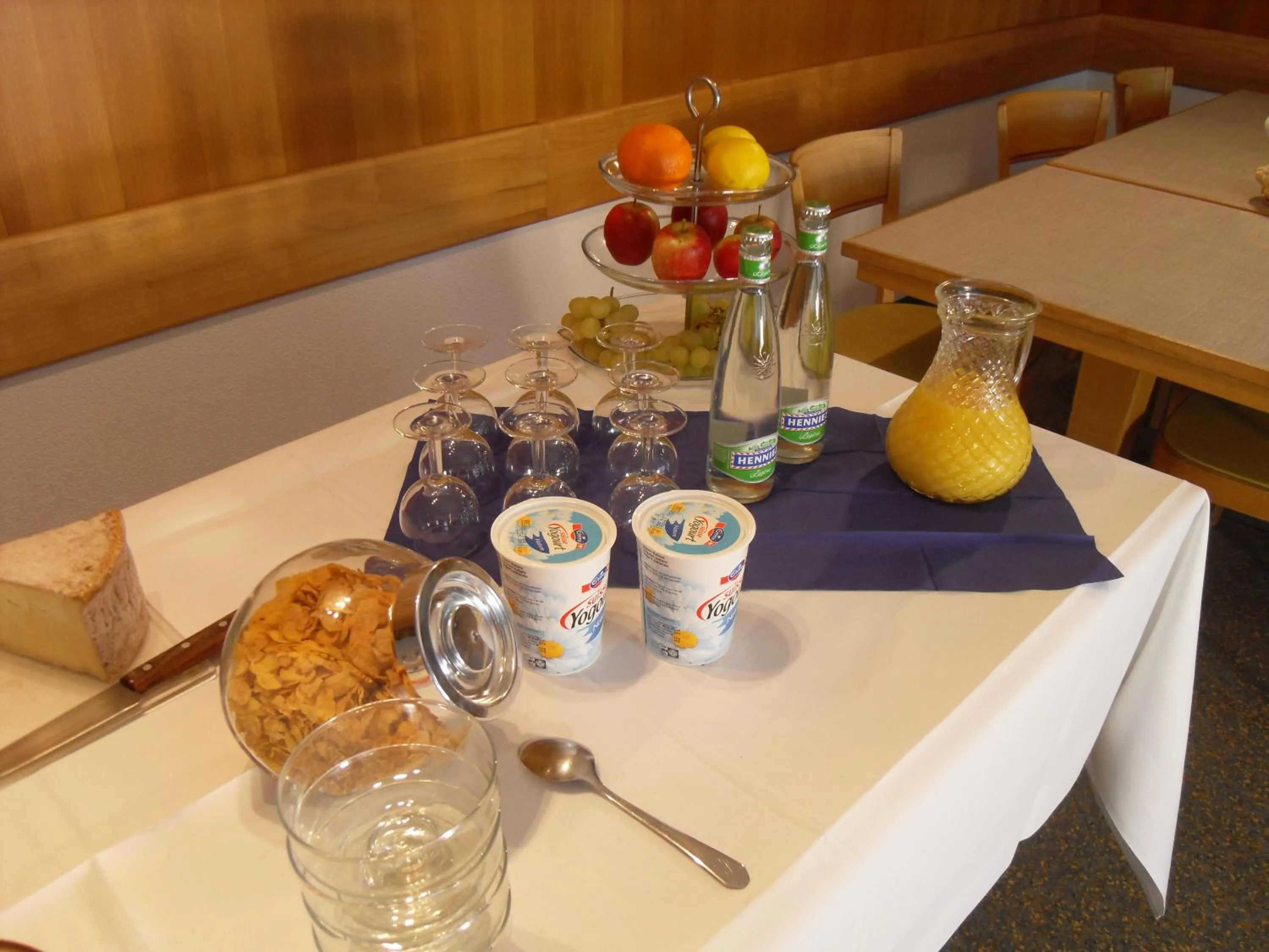 Buffet breakfast in Hotel Alpina