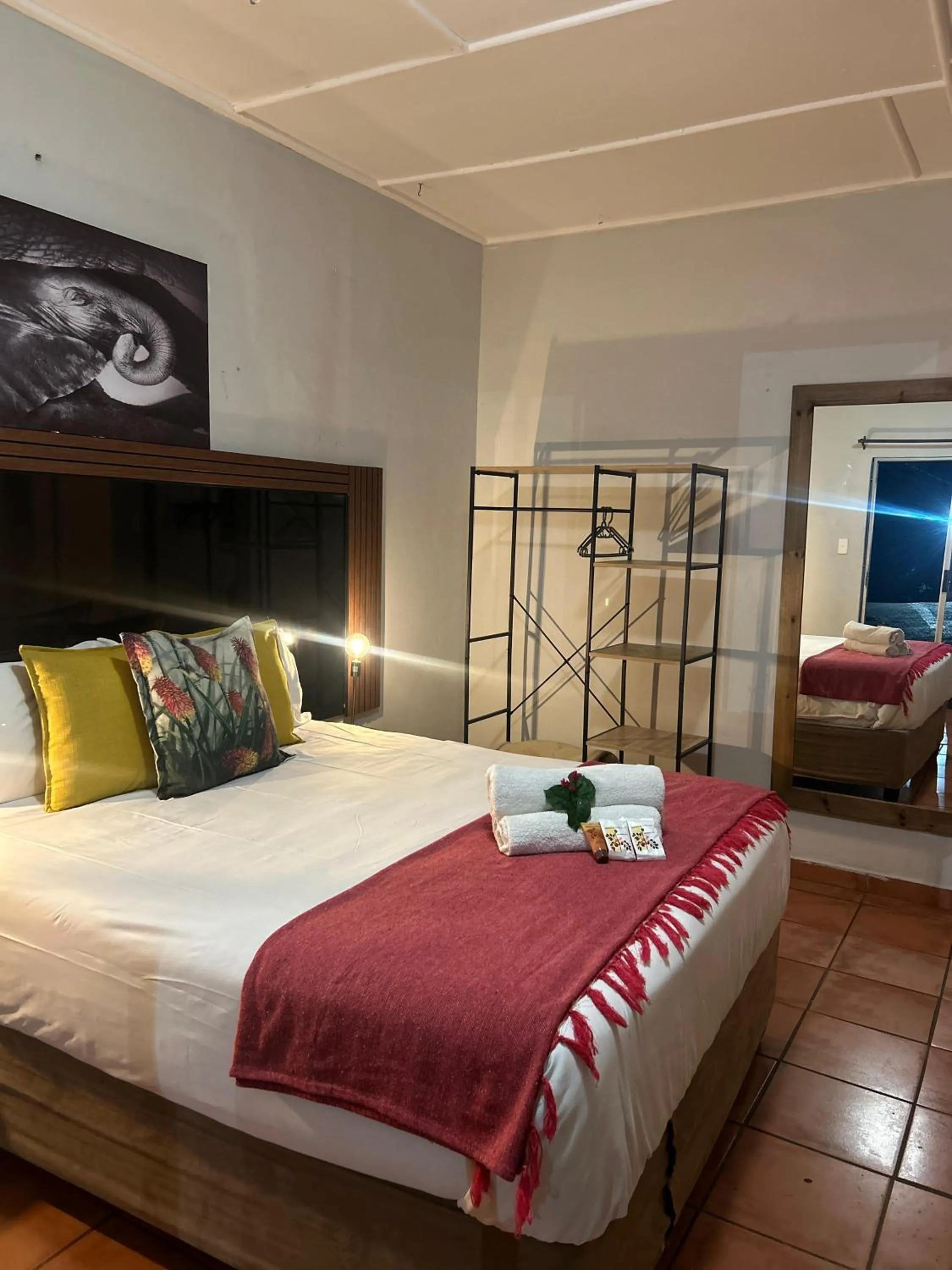 Bed in Bothabelo Bed and Breakfast