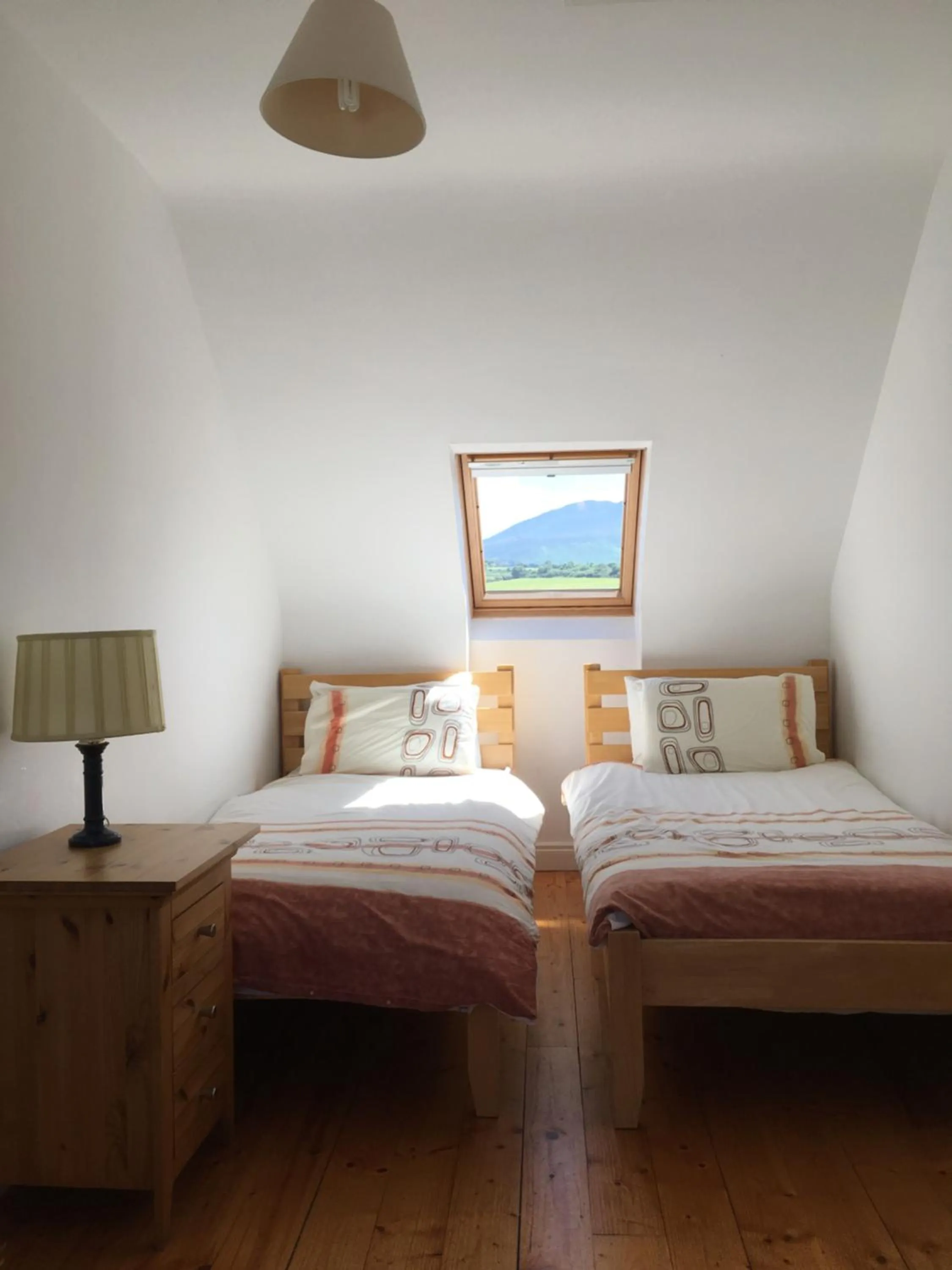 Bedroom, Bed in O'Connors Guesthouse