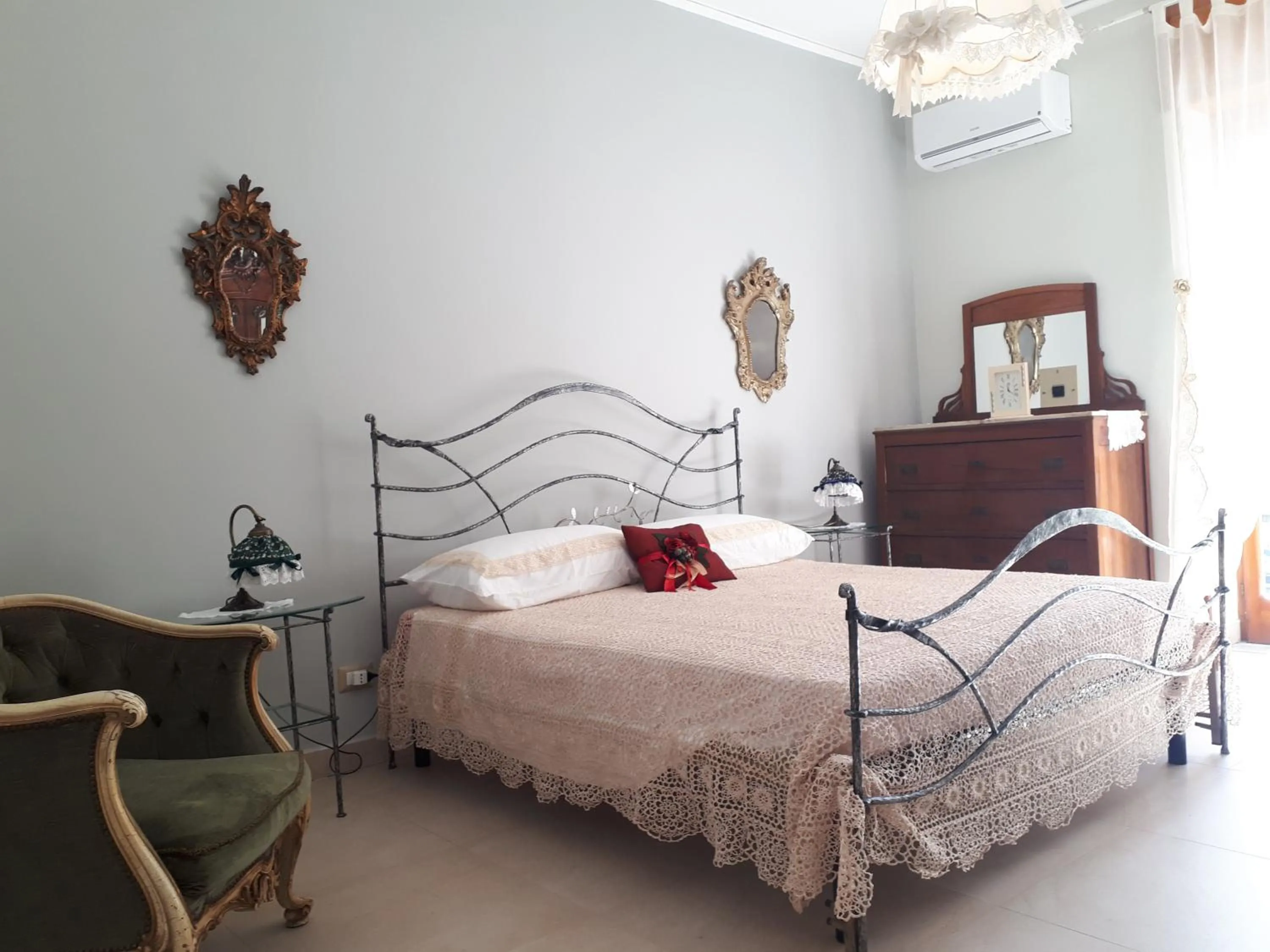 Bedroom in Villa Ada B&B