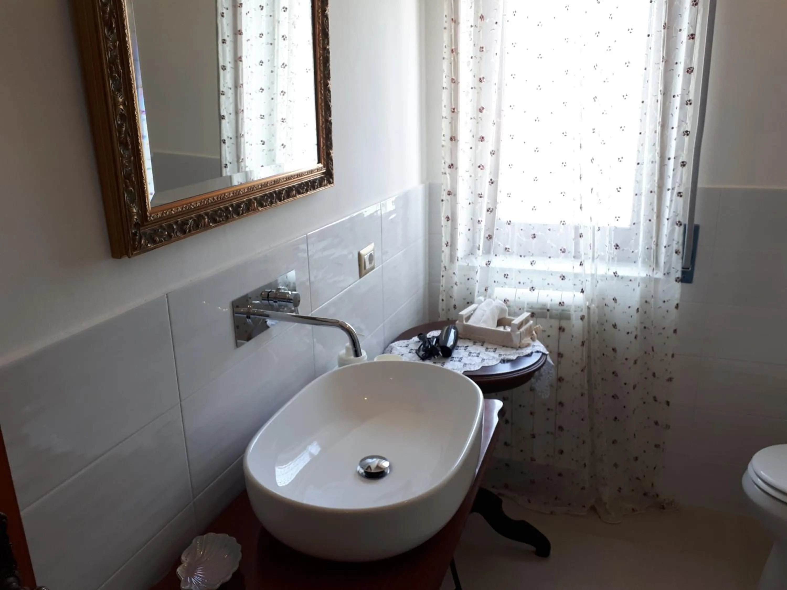 Bathroom in Villa Ada B&B