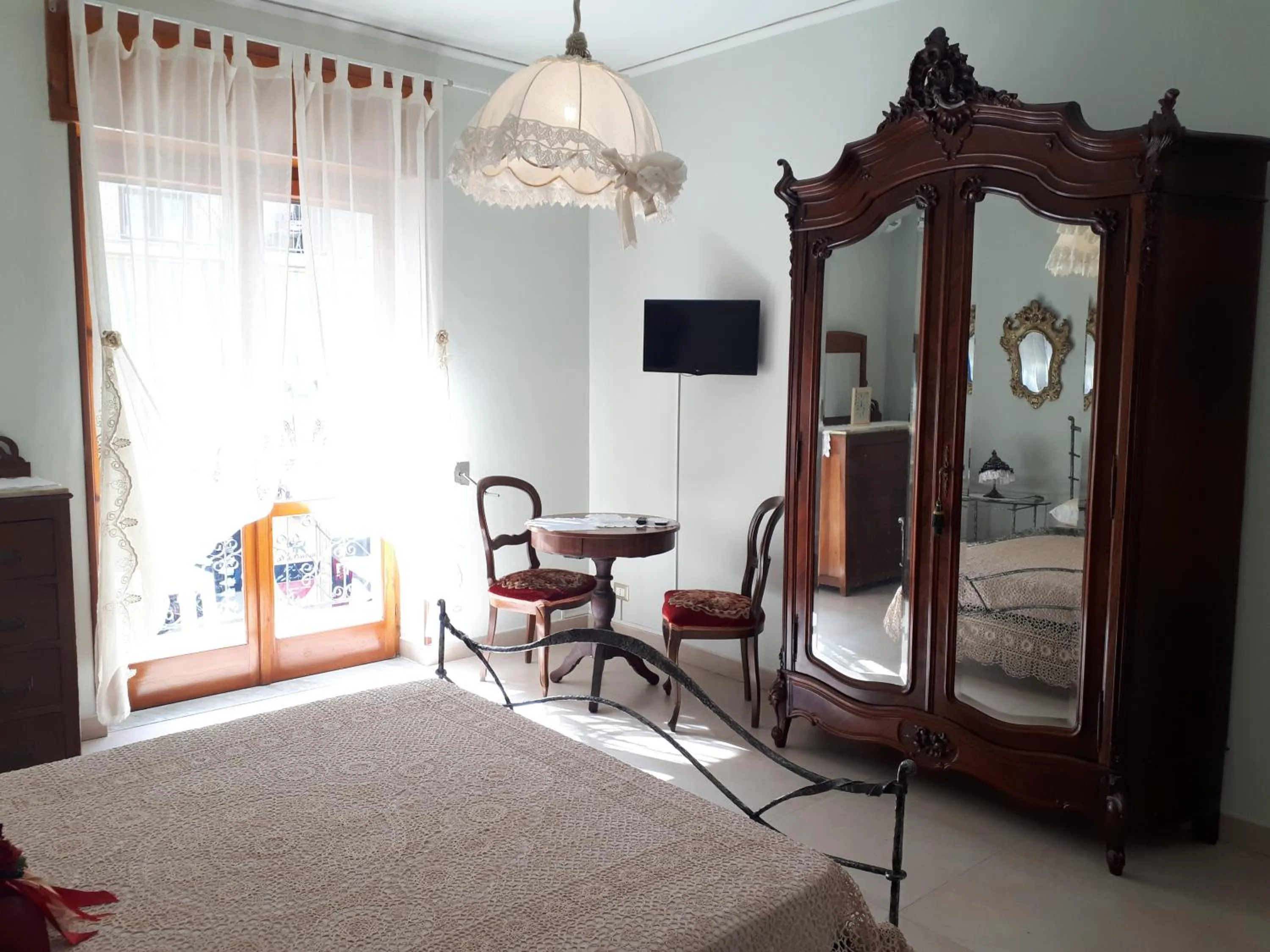 Bedroom in Villa Ada B&B