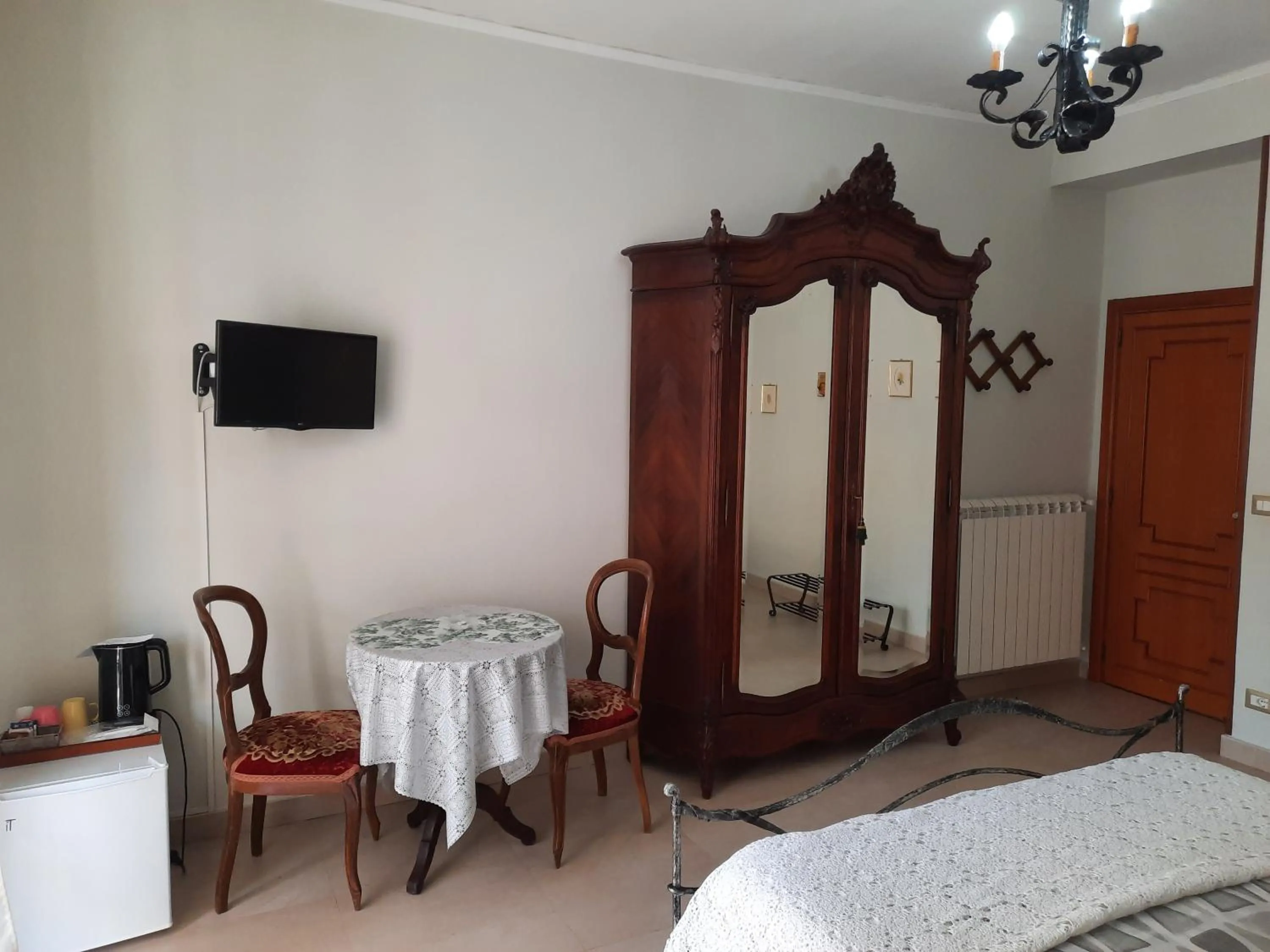 Bedroom in Villa Ada B&B