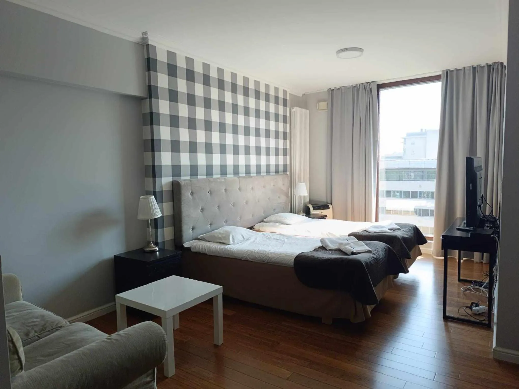 Standard Twin Room in Triton Park Apartments