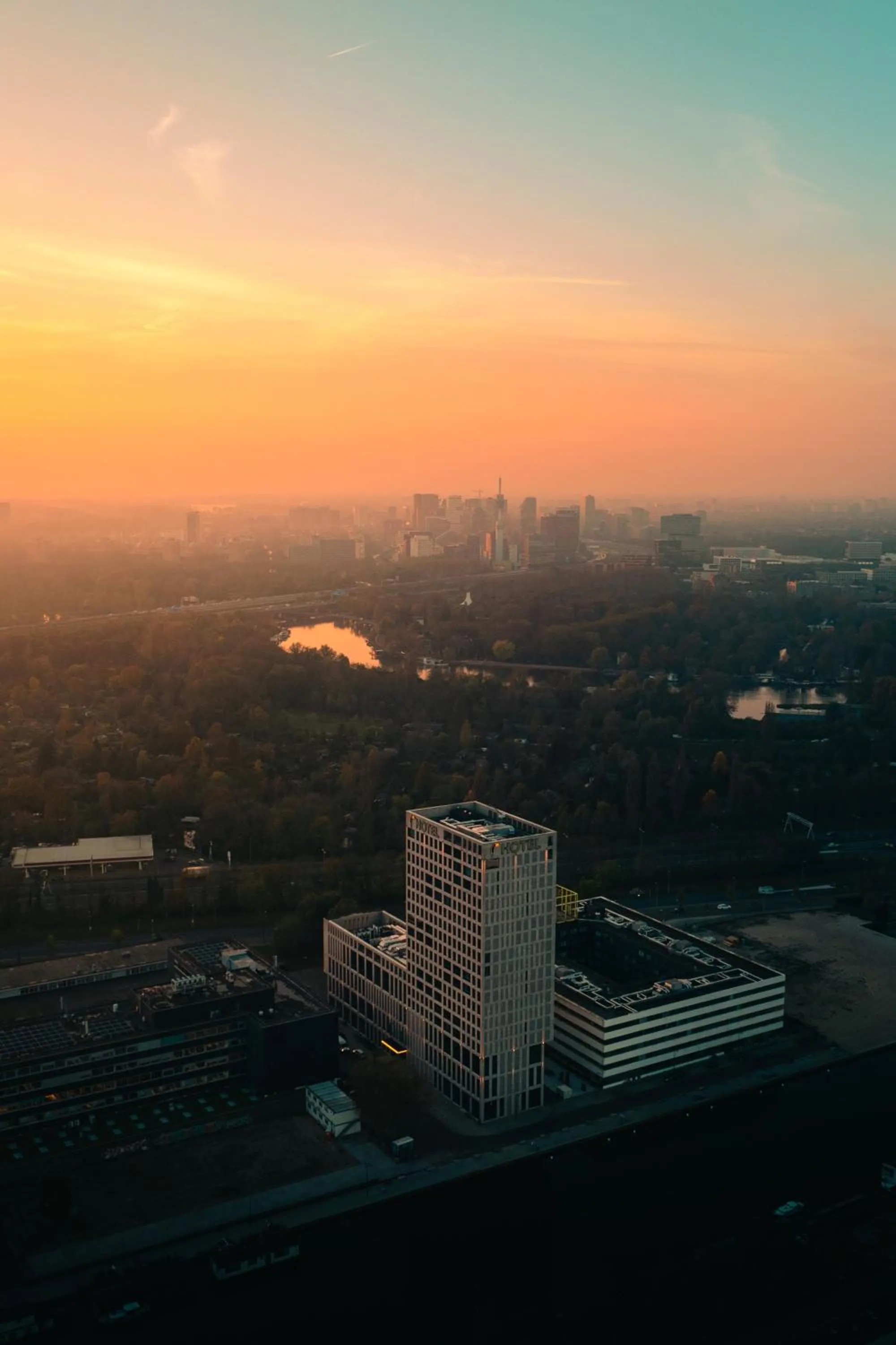 Property building in Van der Valk Hotel Amsterdam - Amstel