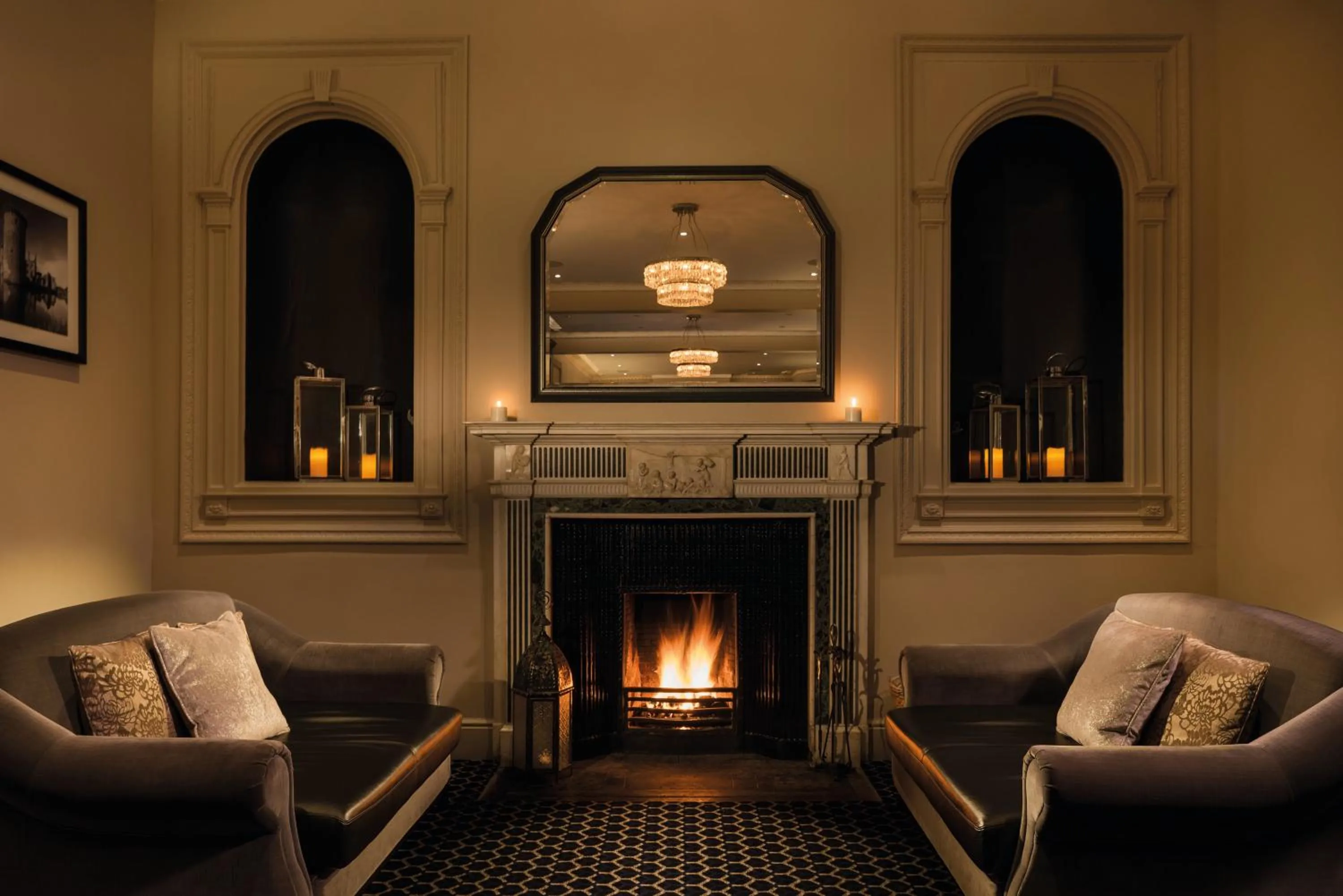 Seating area in Hetland Hall Hotel