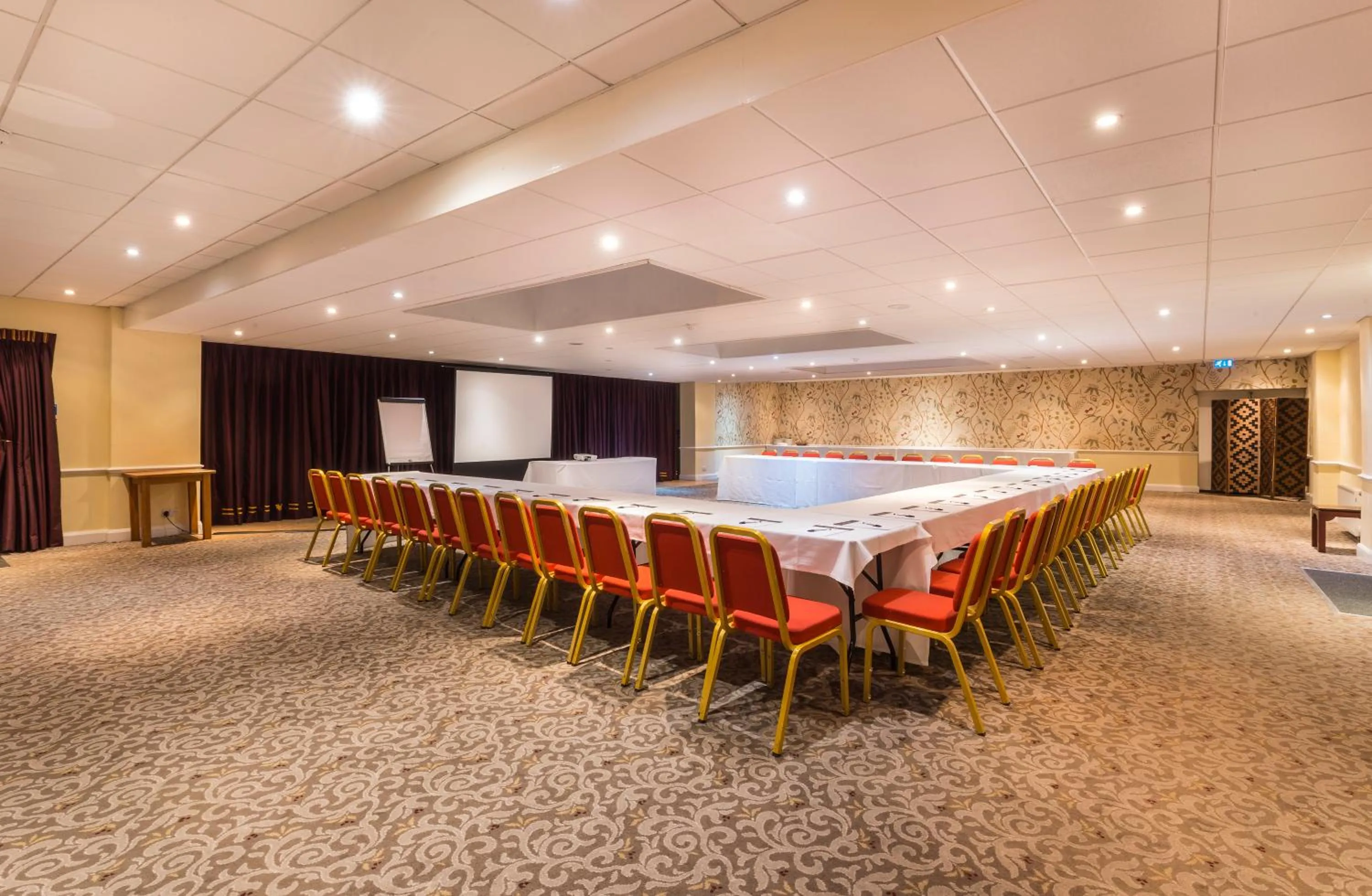 Business facilities in Ramada by Wyndham Cheltenham