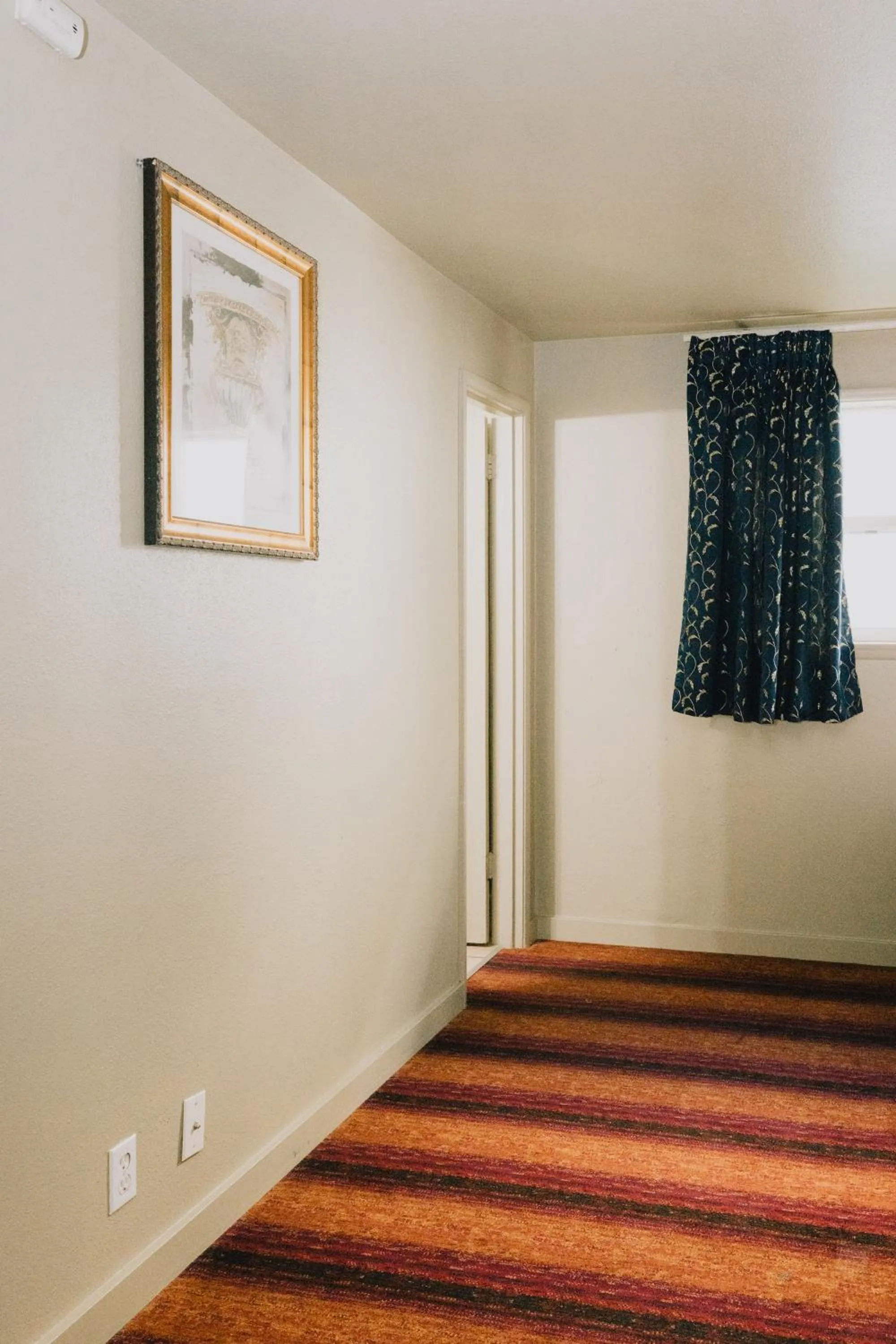 Bed in La Hacienda Motel