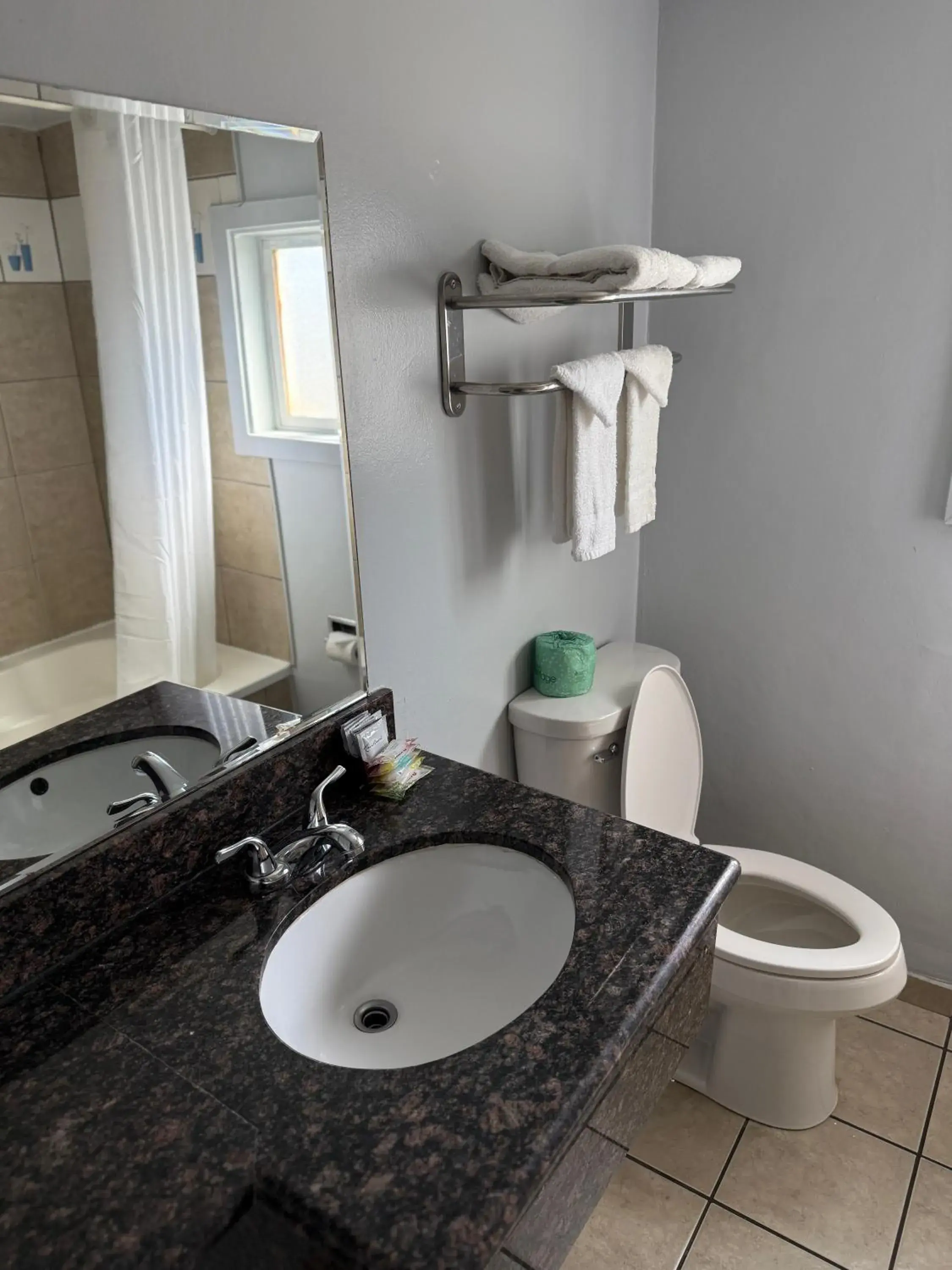 One-Bedroom Suite in La Hacienda Motel One-Bedroom Suite in La Hacienda Motel