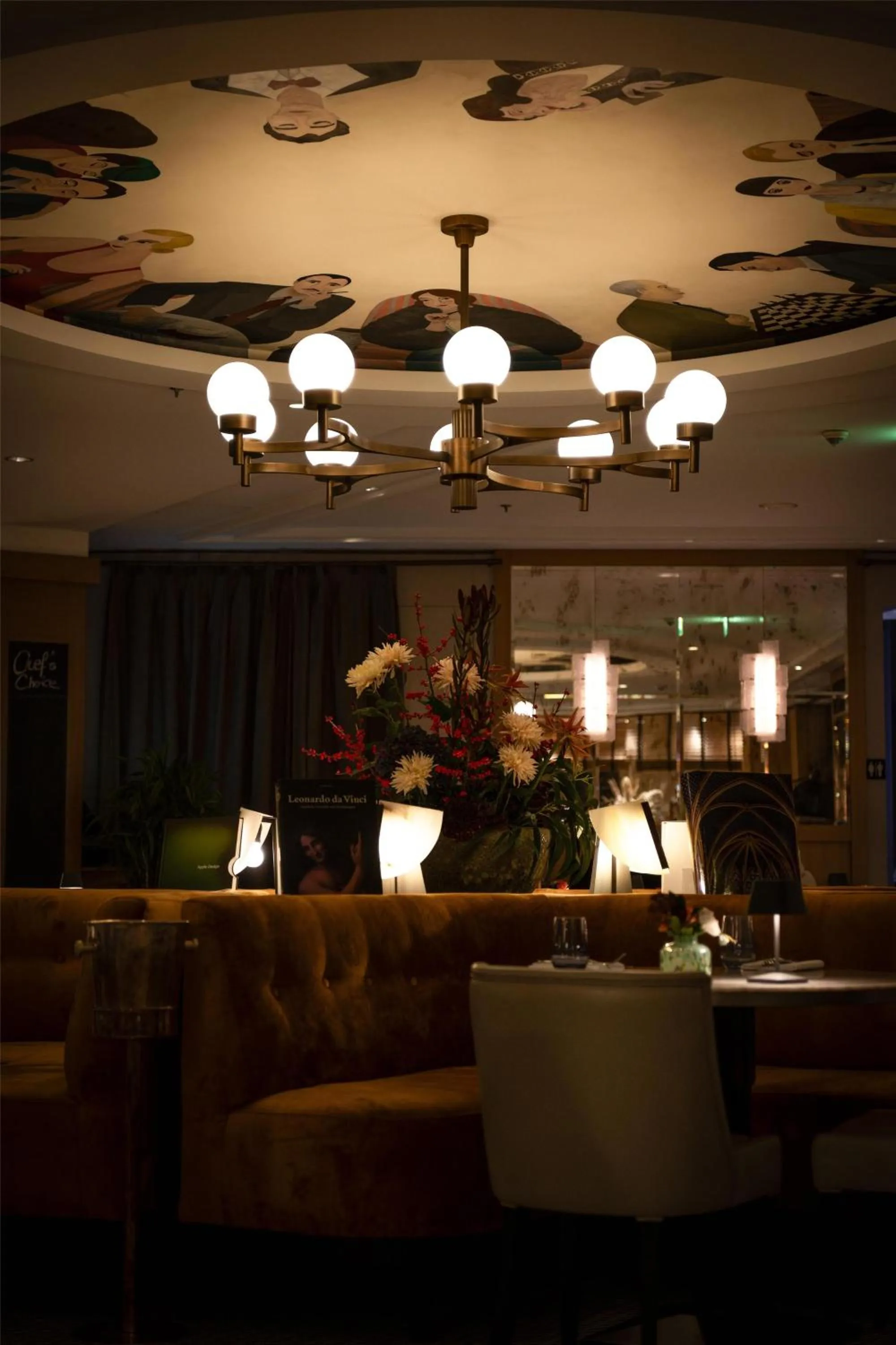 Restaurant/places to eat in Waldorf Astoria Berlin