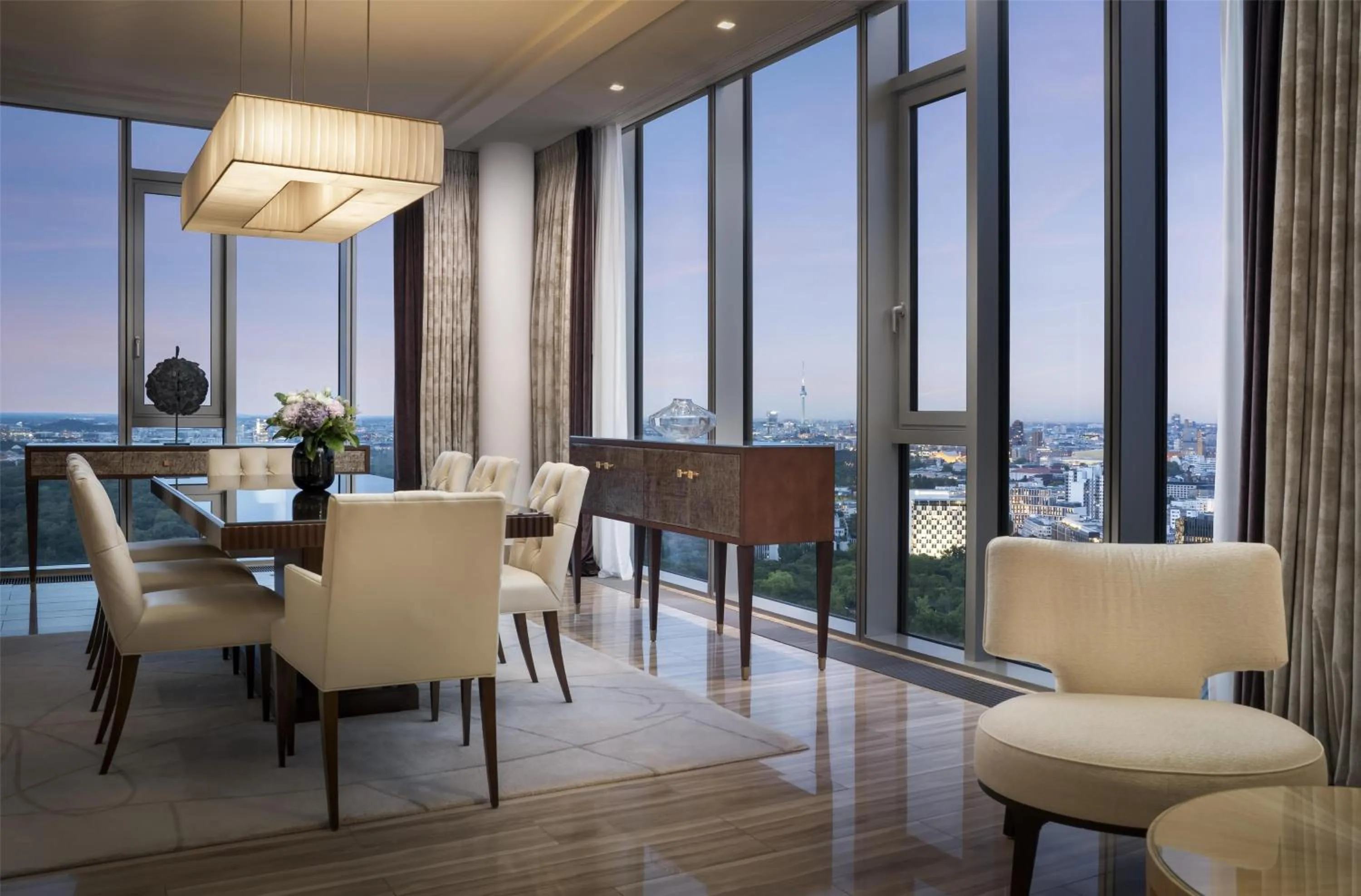 Living room in Waldorf Astoria Berlin