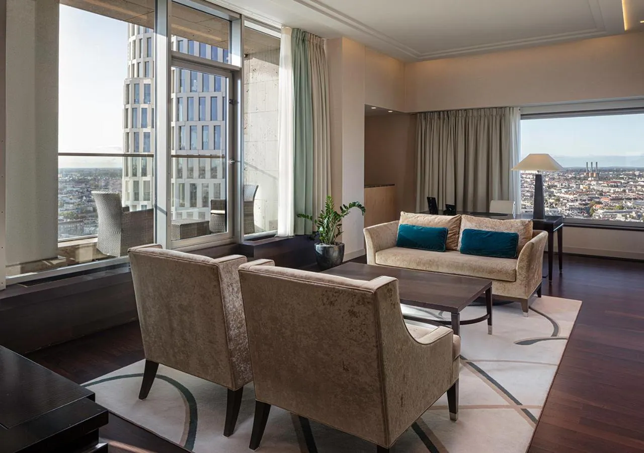 Living room in Waldorf Astoria Berlin