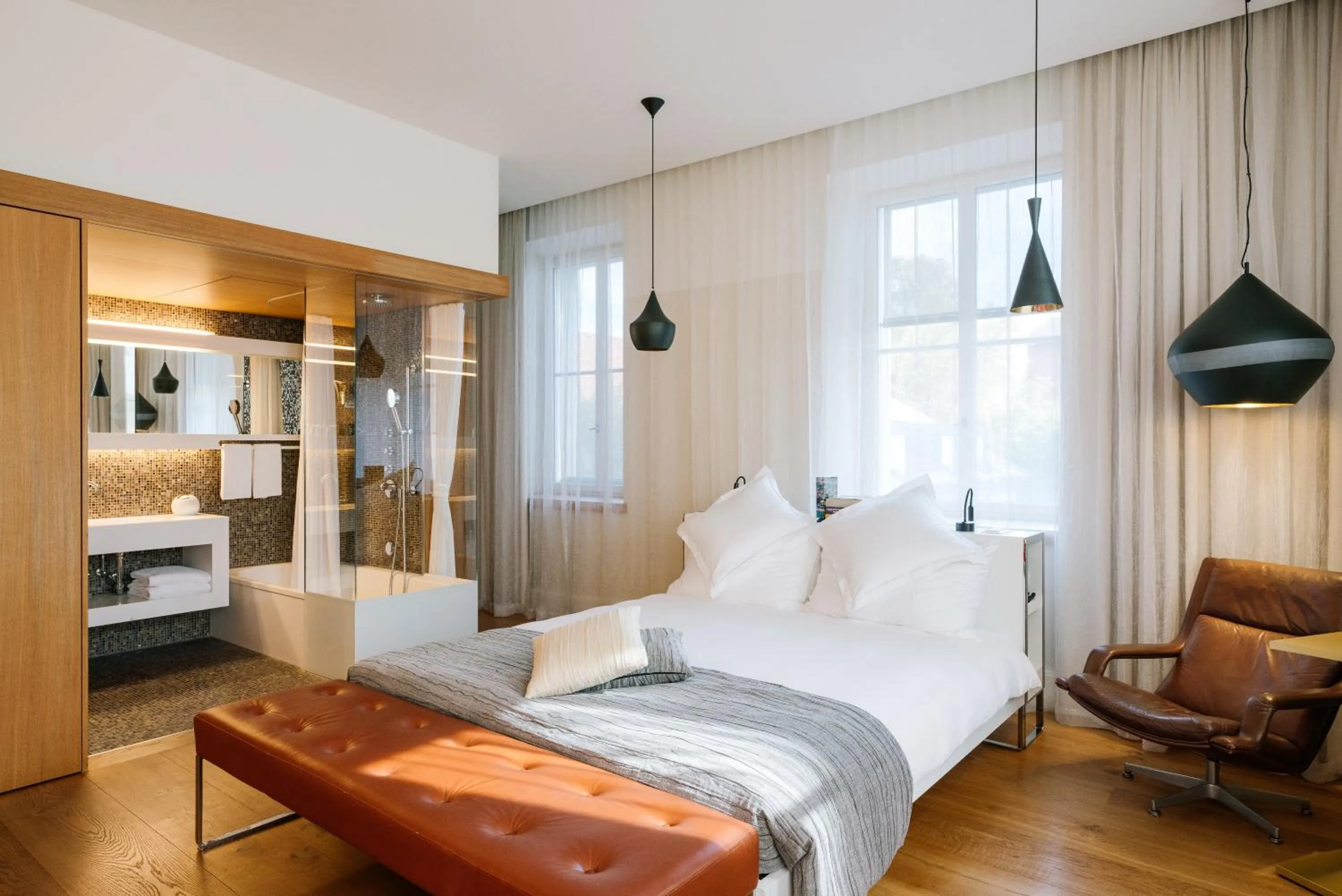 Bedroom, Bed in B2 Hotel Zürich