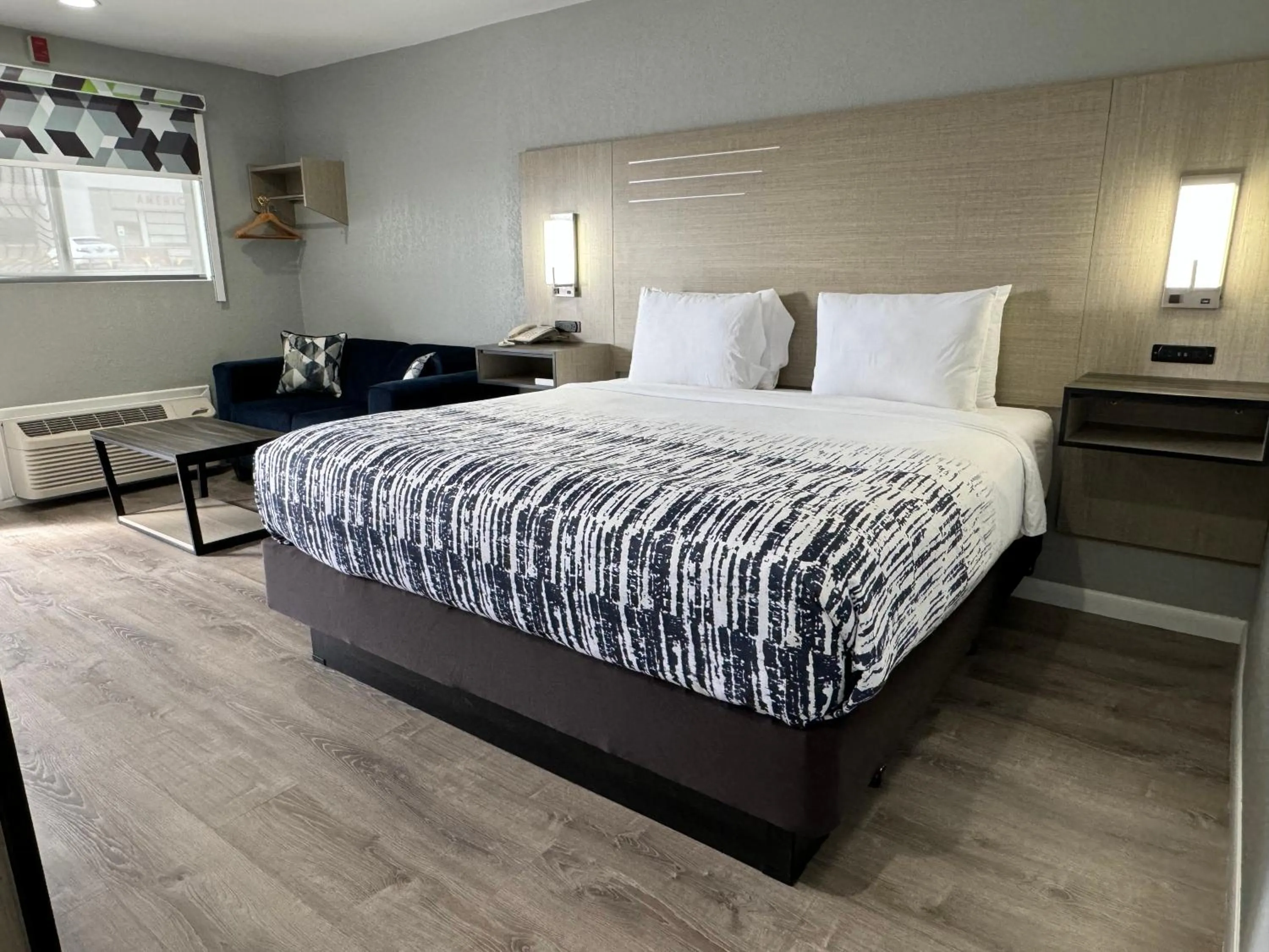 Bed in Copper Manor Motel