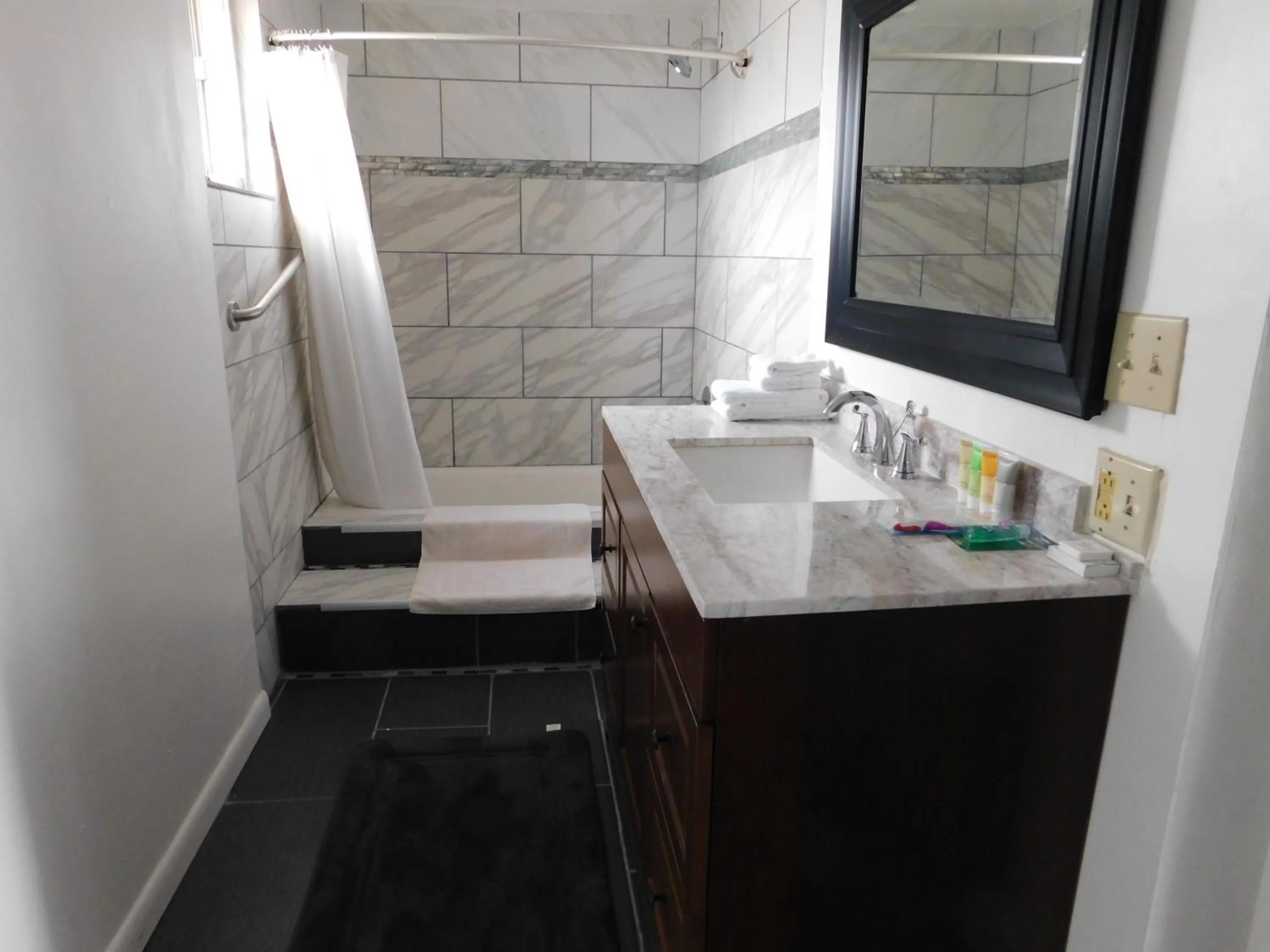 Shower in Drifter Motel