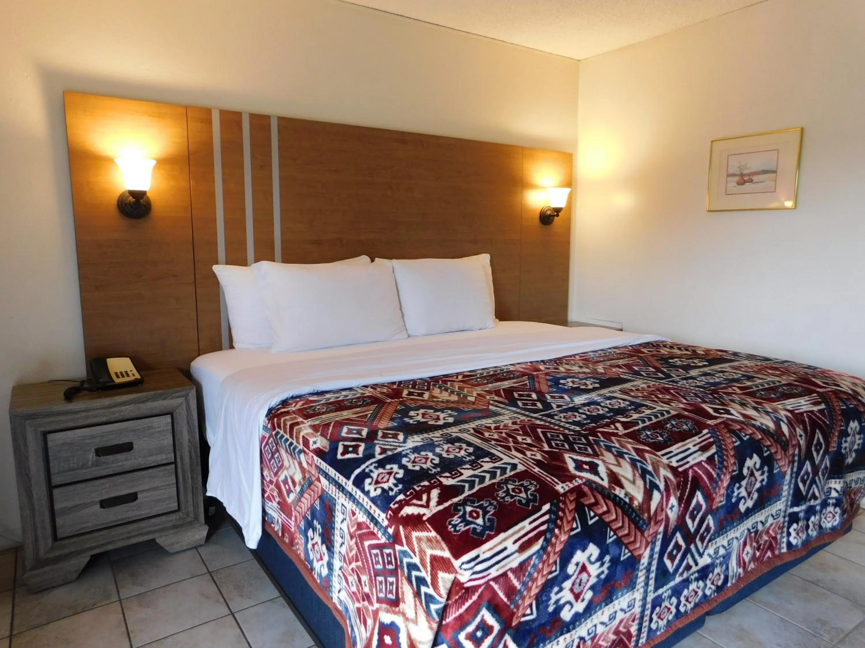 Bed in Drifter Motel