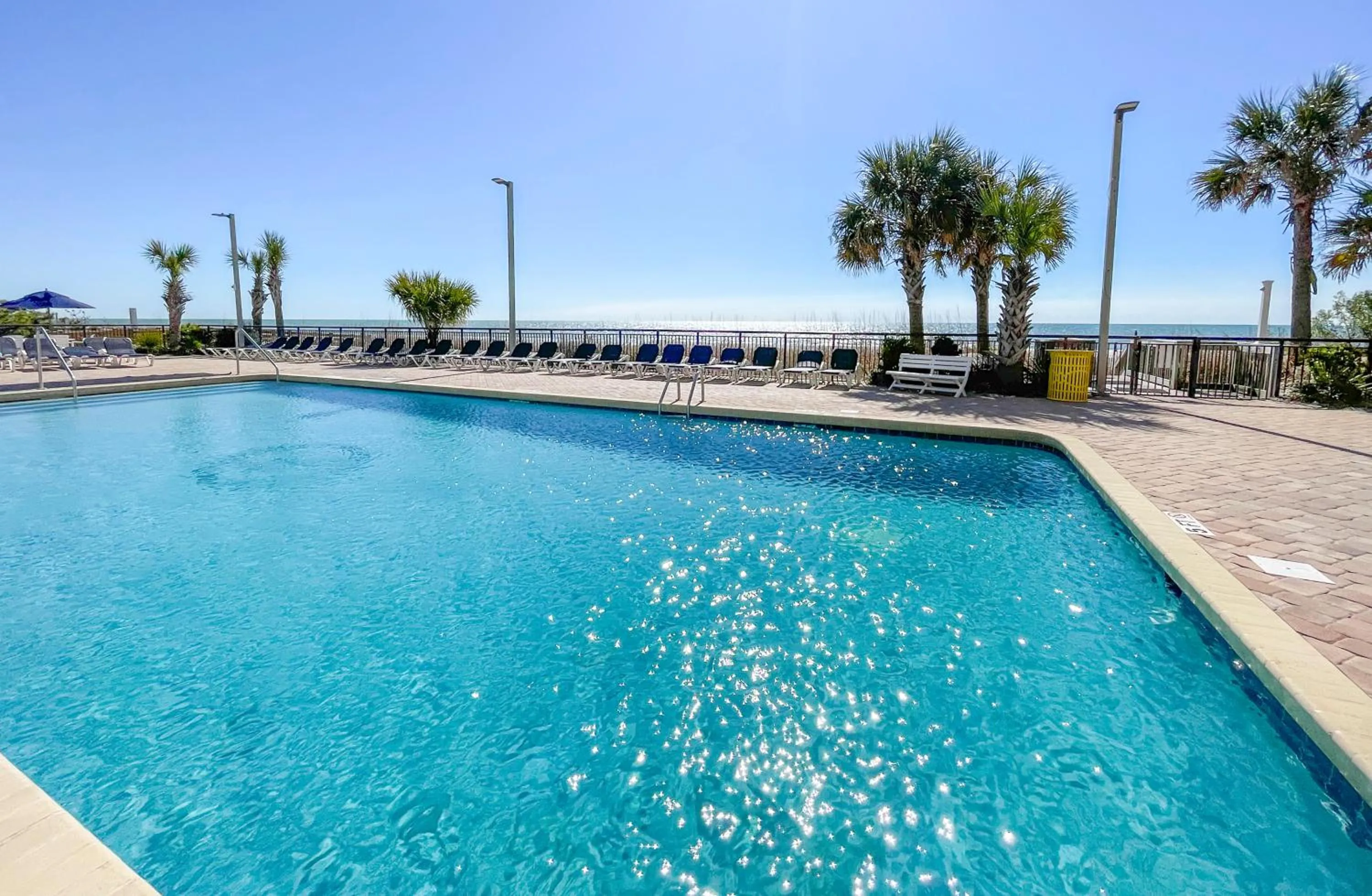 Swimming pool in Landmark Resort