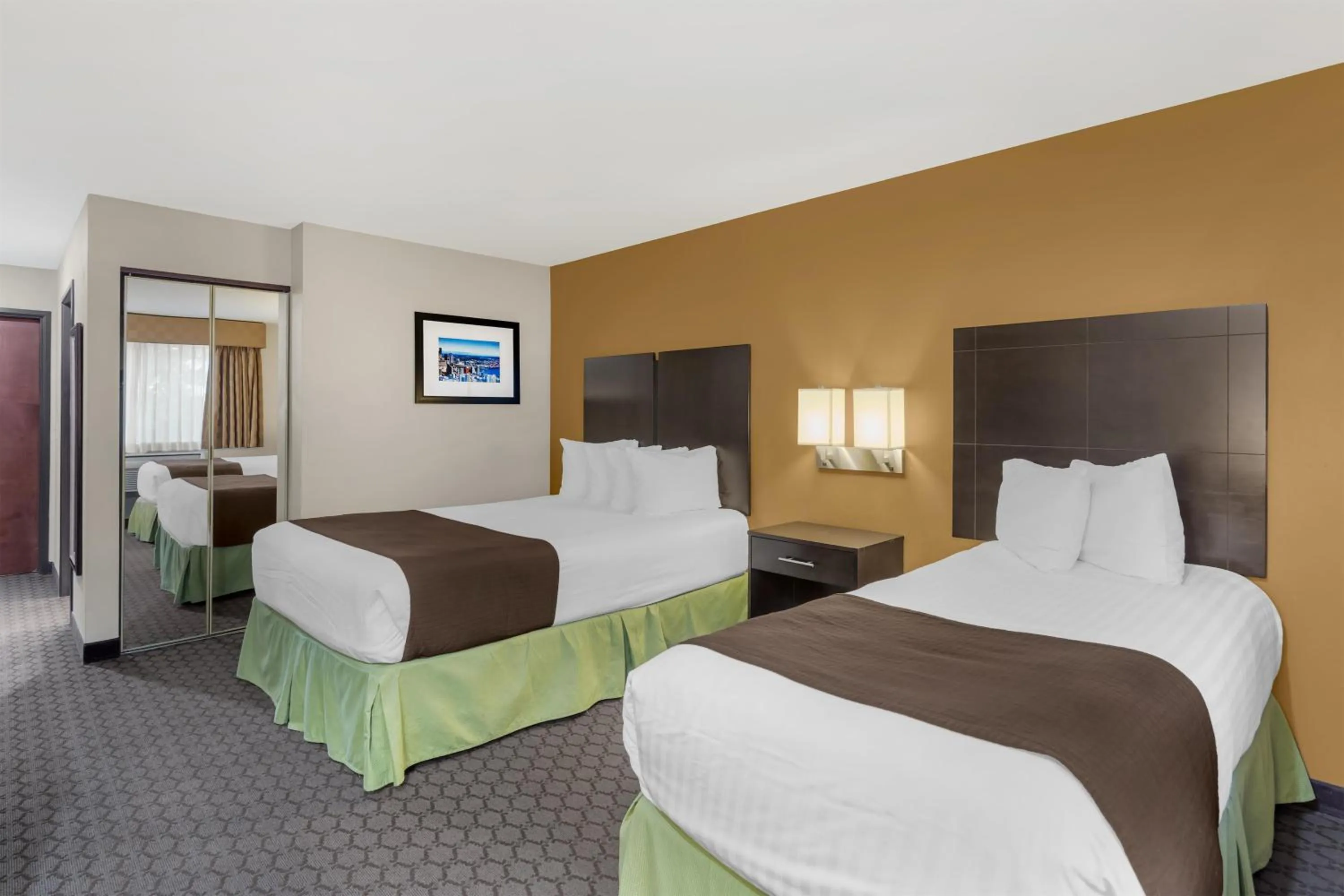 Bedroom, Bed in Best Western Sky Valley Inn