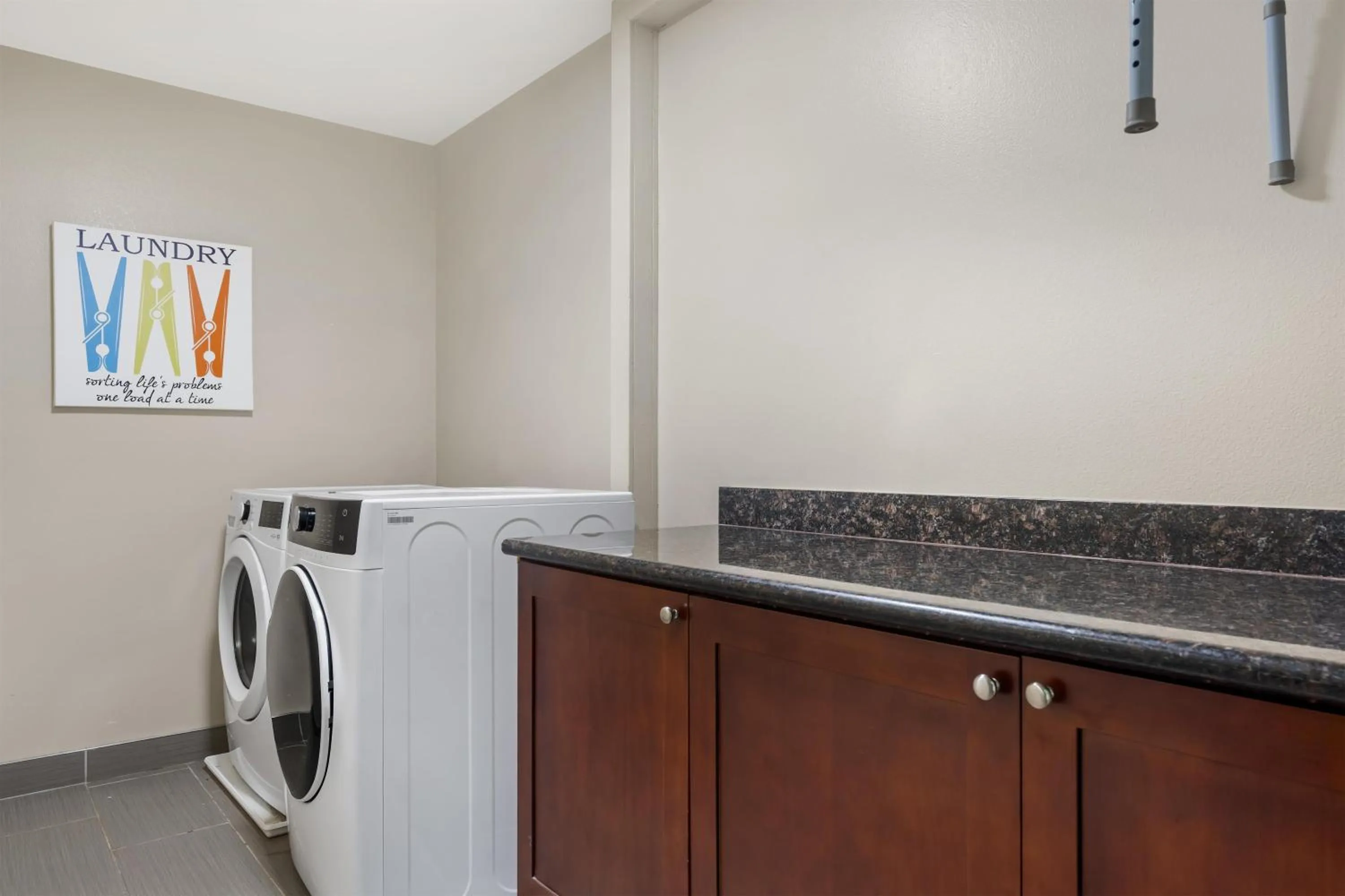 Property building in Best Western Sky Valley Inn