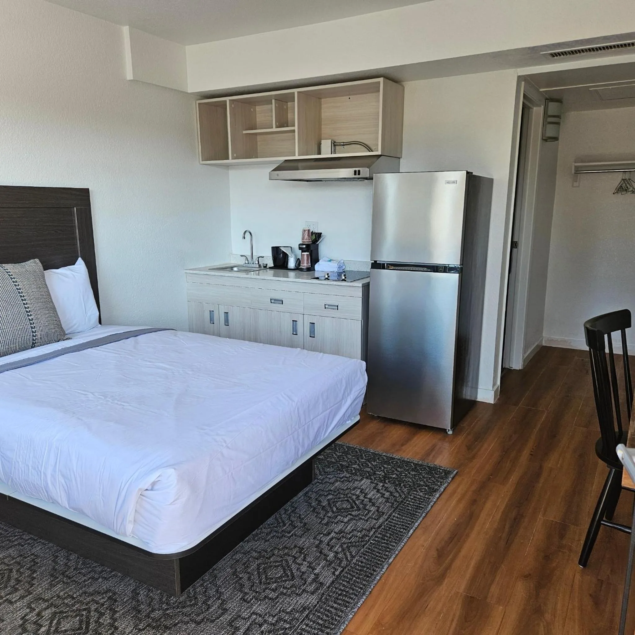 Bedroom, Bed in King Oscar Motel Centralia