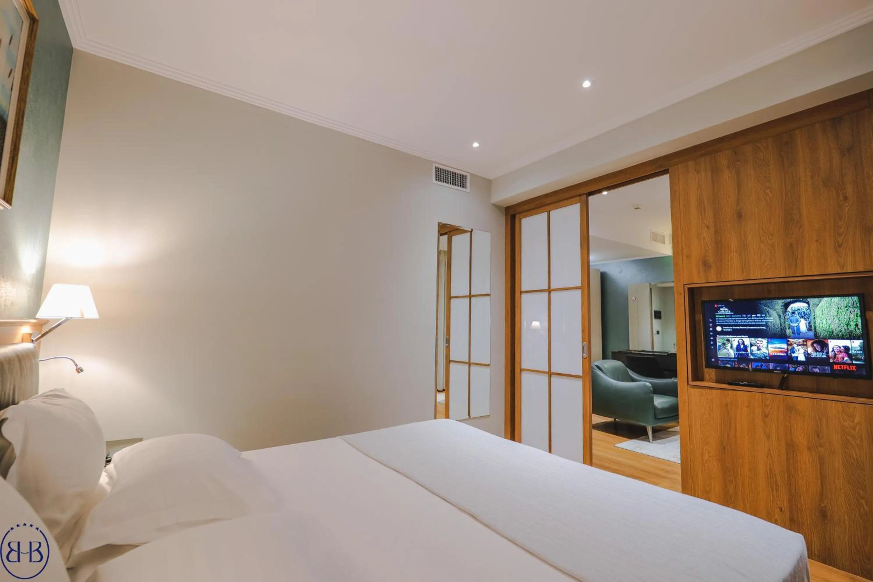 Bed in Hotel Saranda Butrinti, Affiliated by Melia