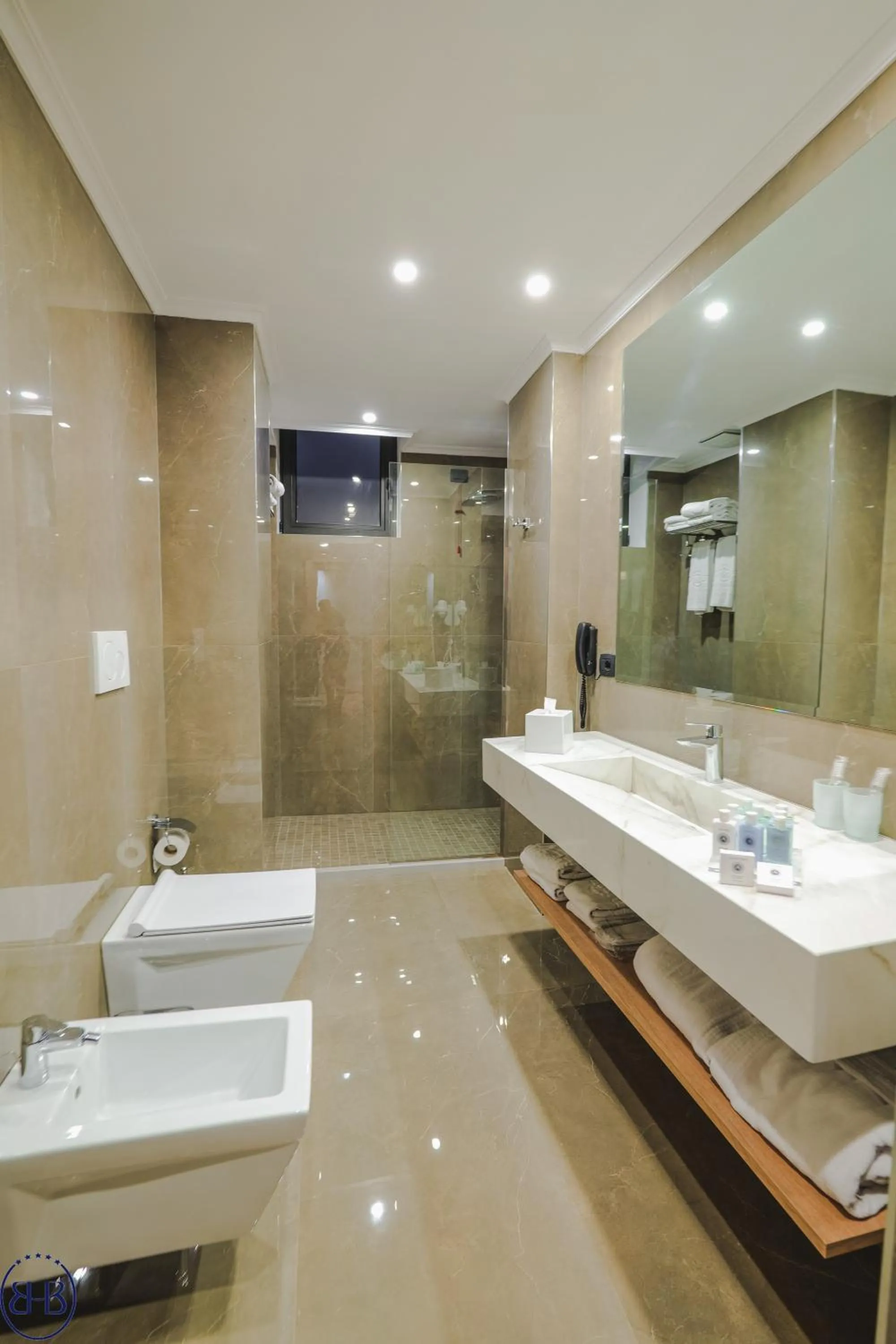 Shower in Hotel Saranda Butrinti, Affiliated by Melia