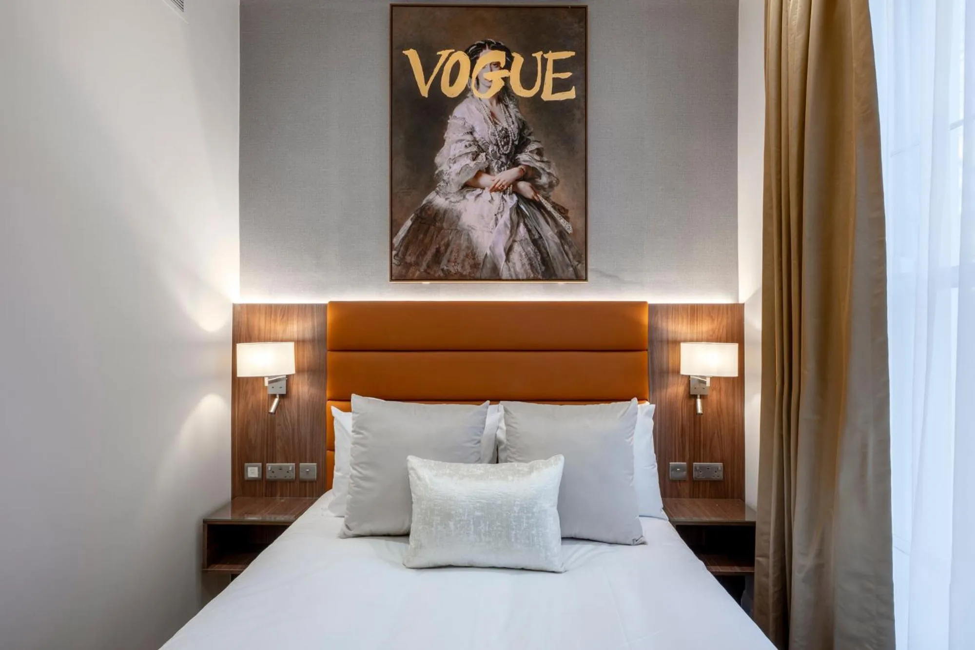 Bedroom, Bed in Grand Concerto Hotel