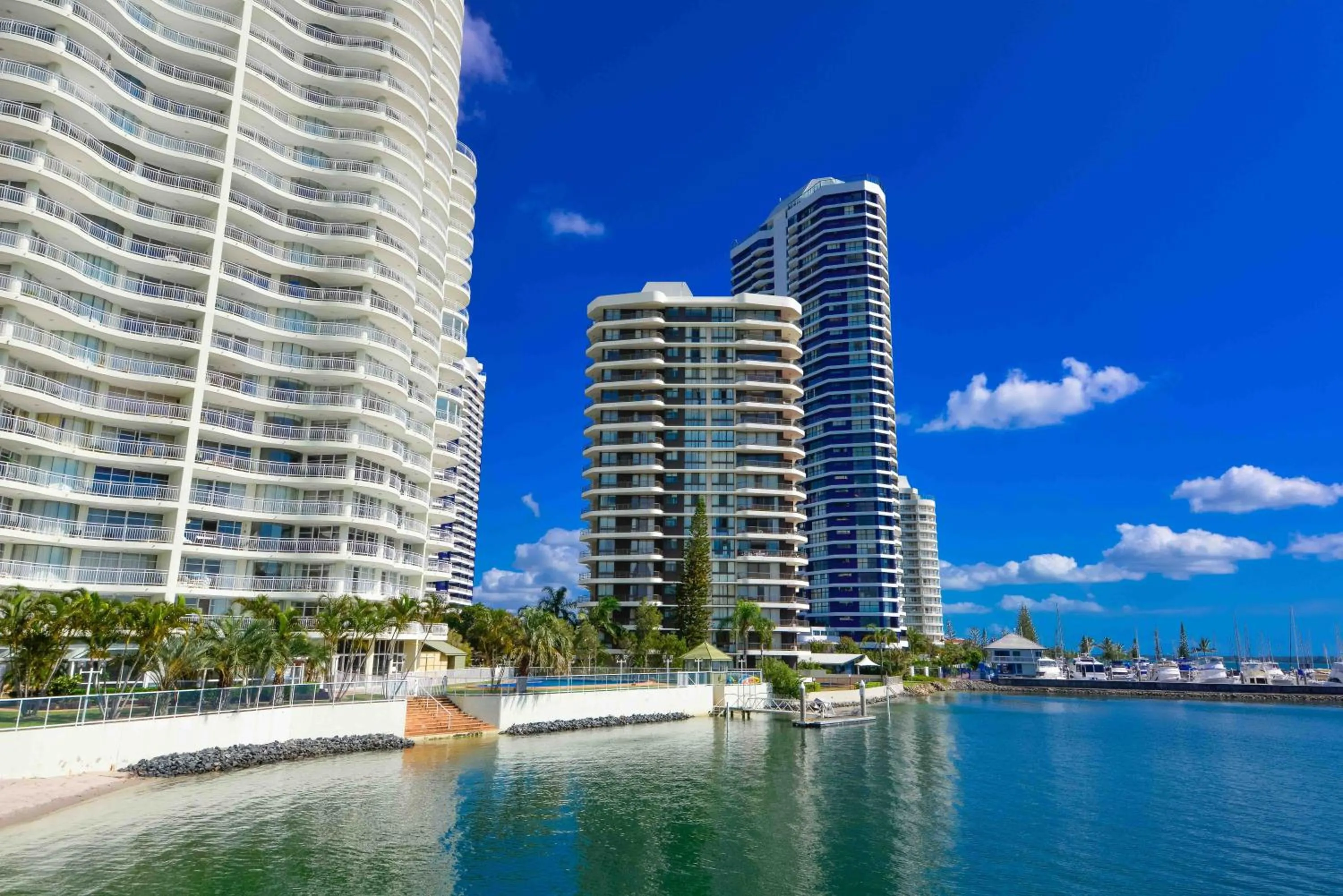 Property building in Broadwater Shores Waterfront Apartments