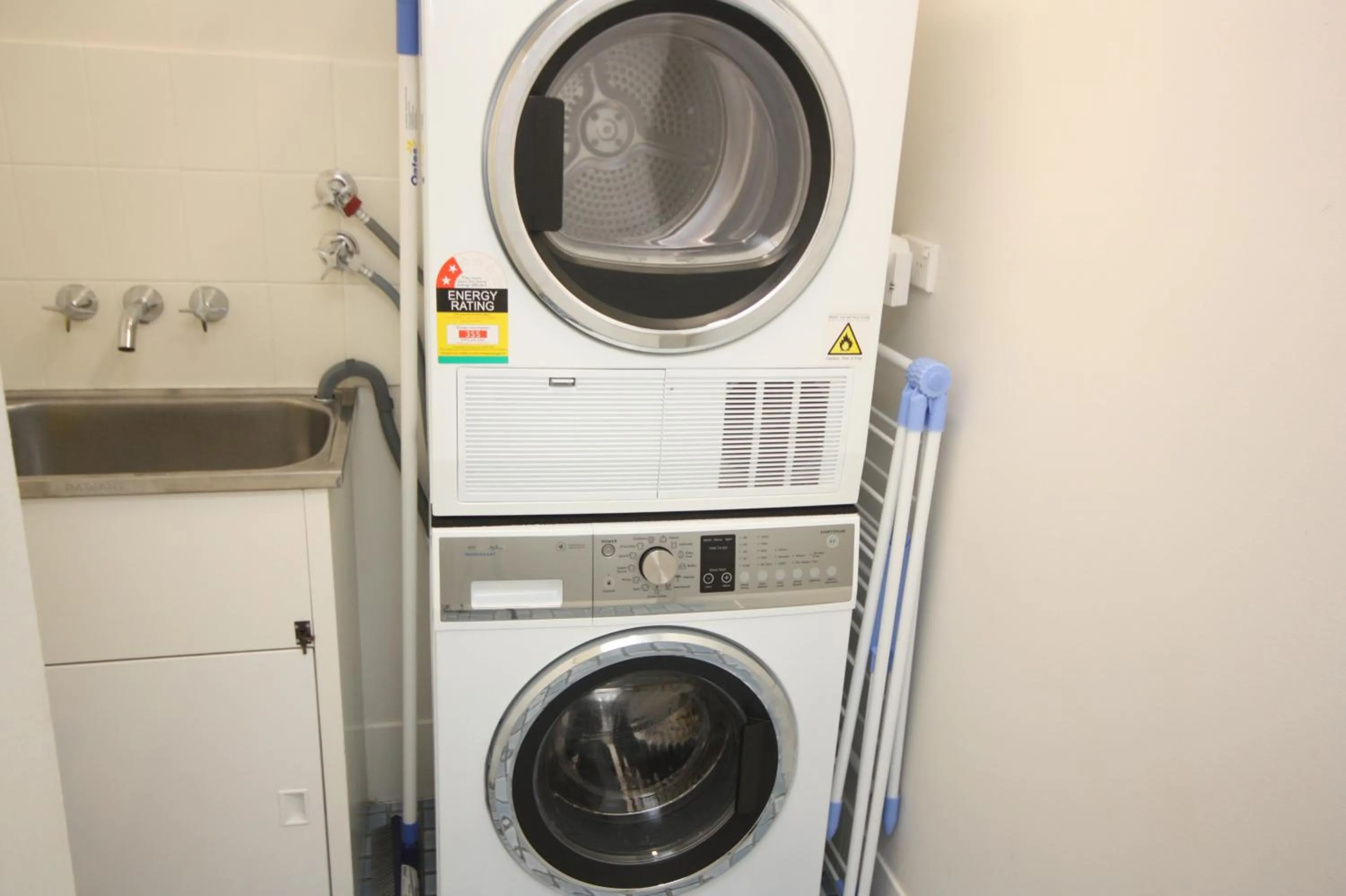 Other in Broadwater Shores Waterfront Apartments