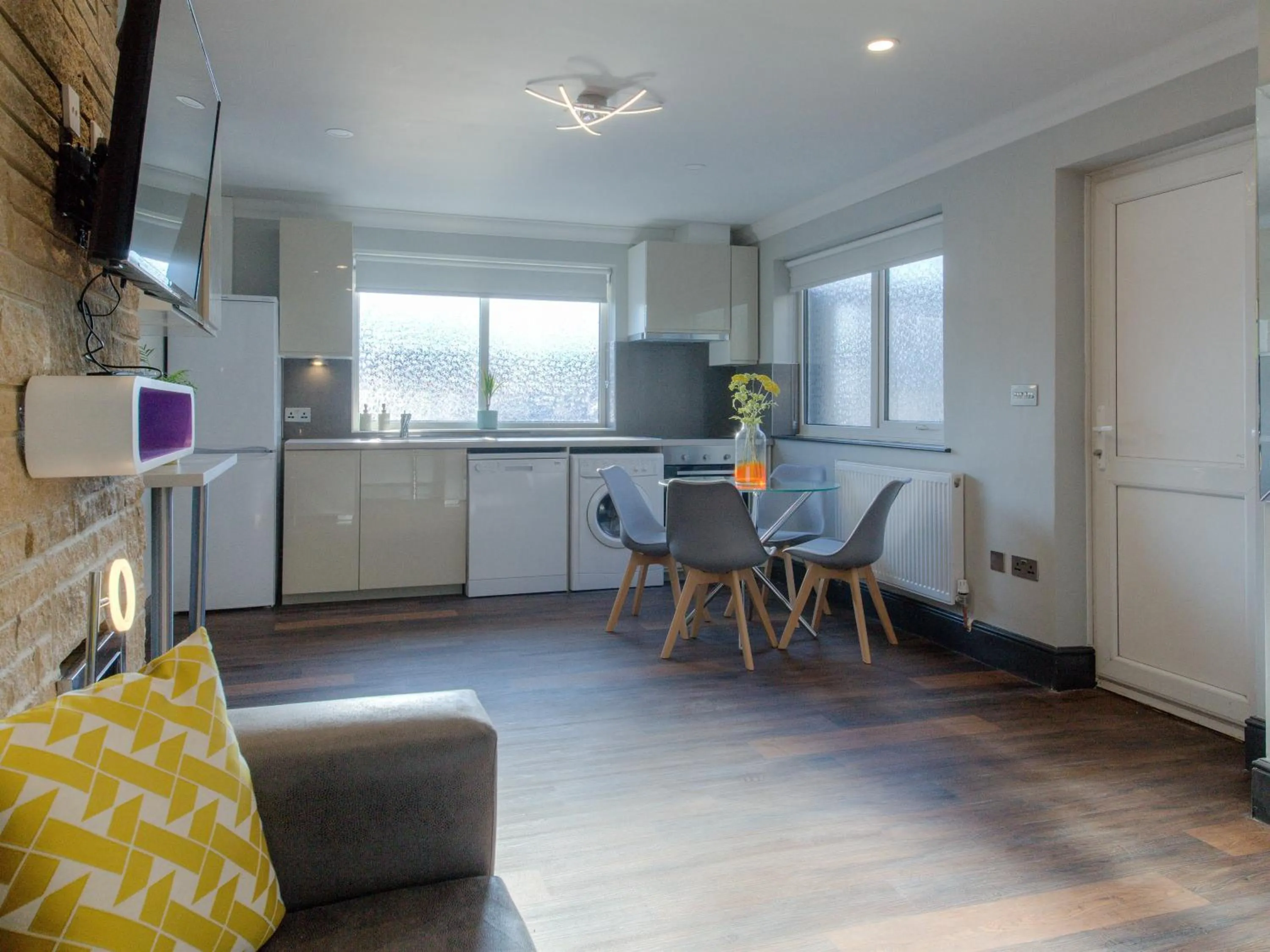 Bedroom in Remaotel The Bromley Apartments