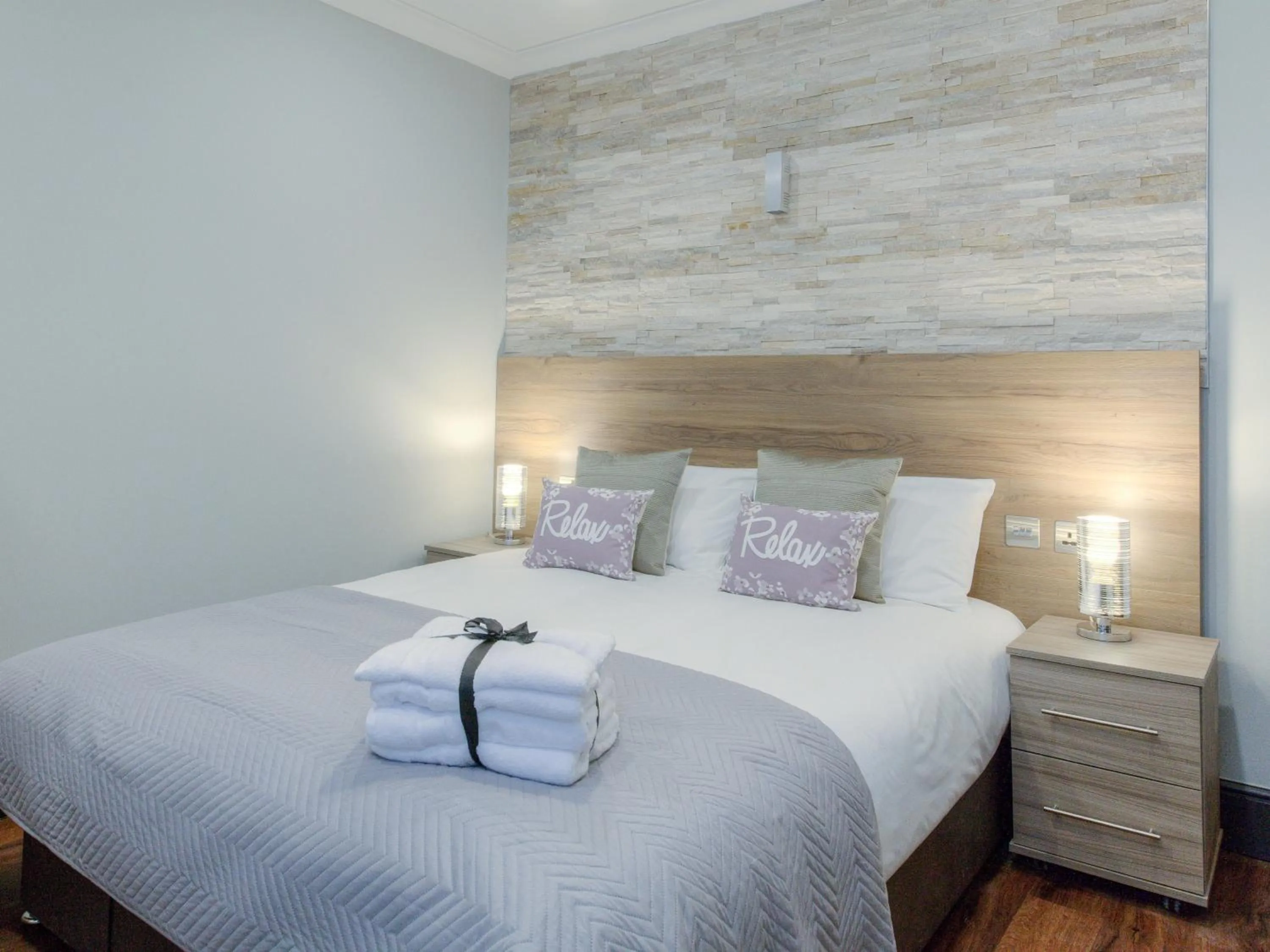 Bedroom in Remaotel The Bromley Apartments