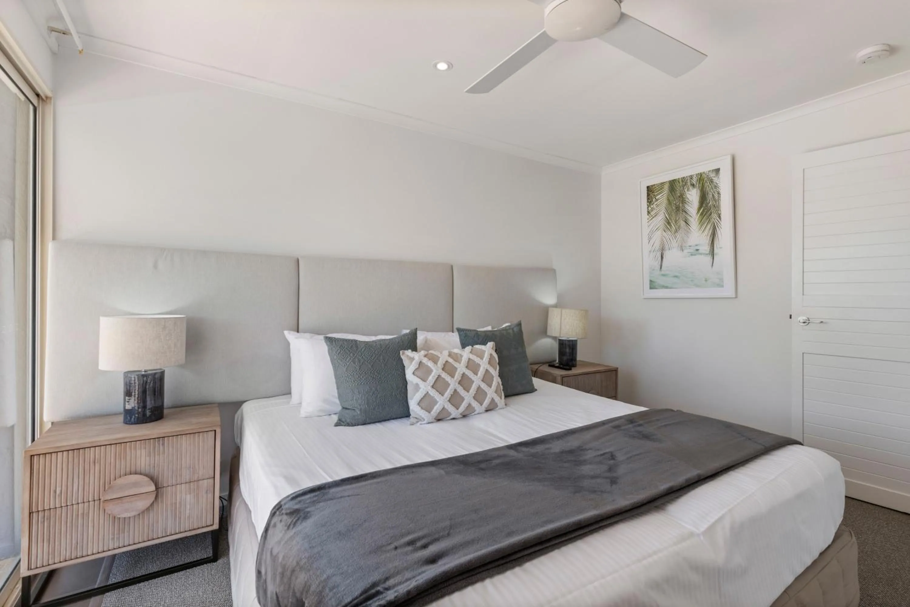 Bedroom, Bed in Saks on Hastings