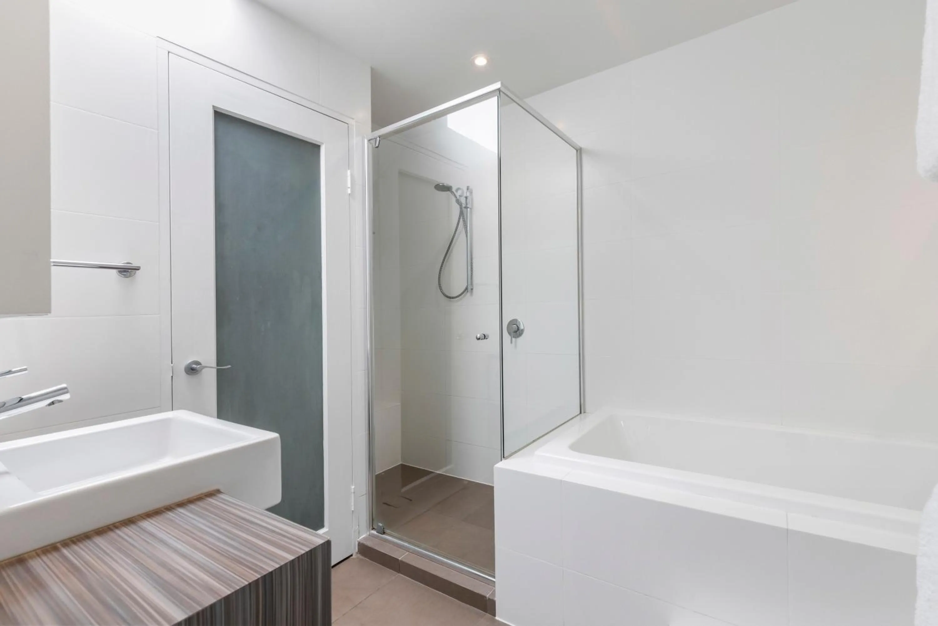 Bathroom in Saks on Hastings