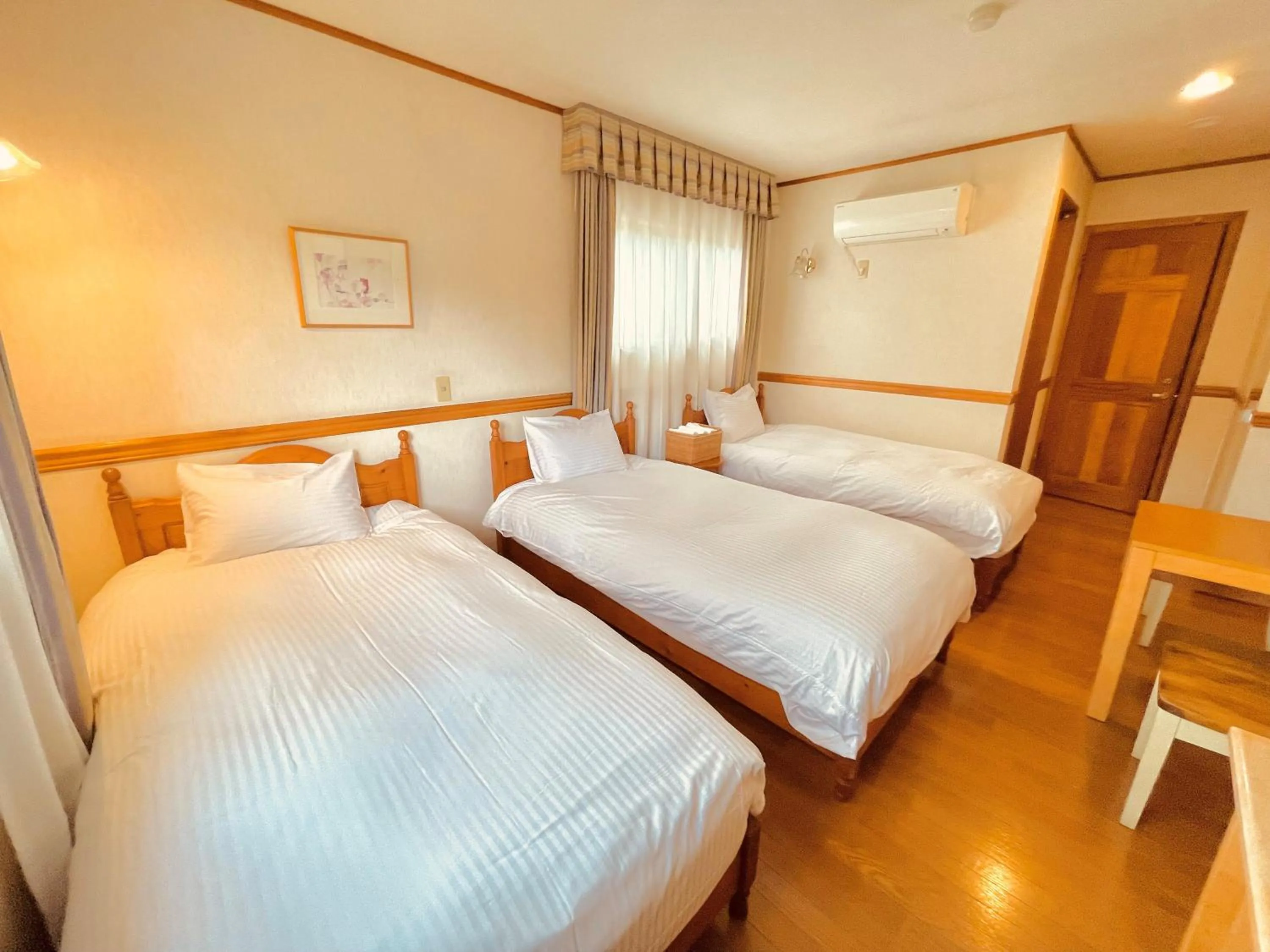 Bedroom, Bed in Nikko Akarinoyado Villa Revage