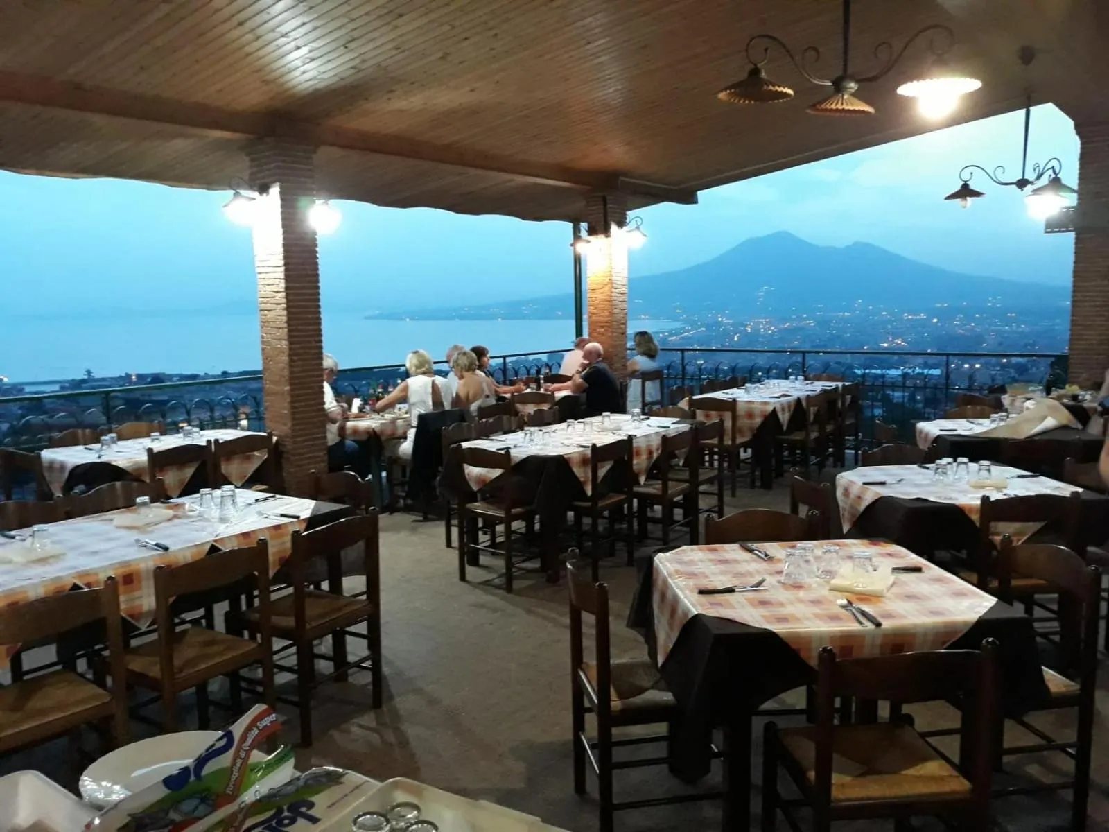 Restaurant/places to eat in B&B Villa Catiè