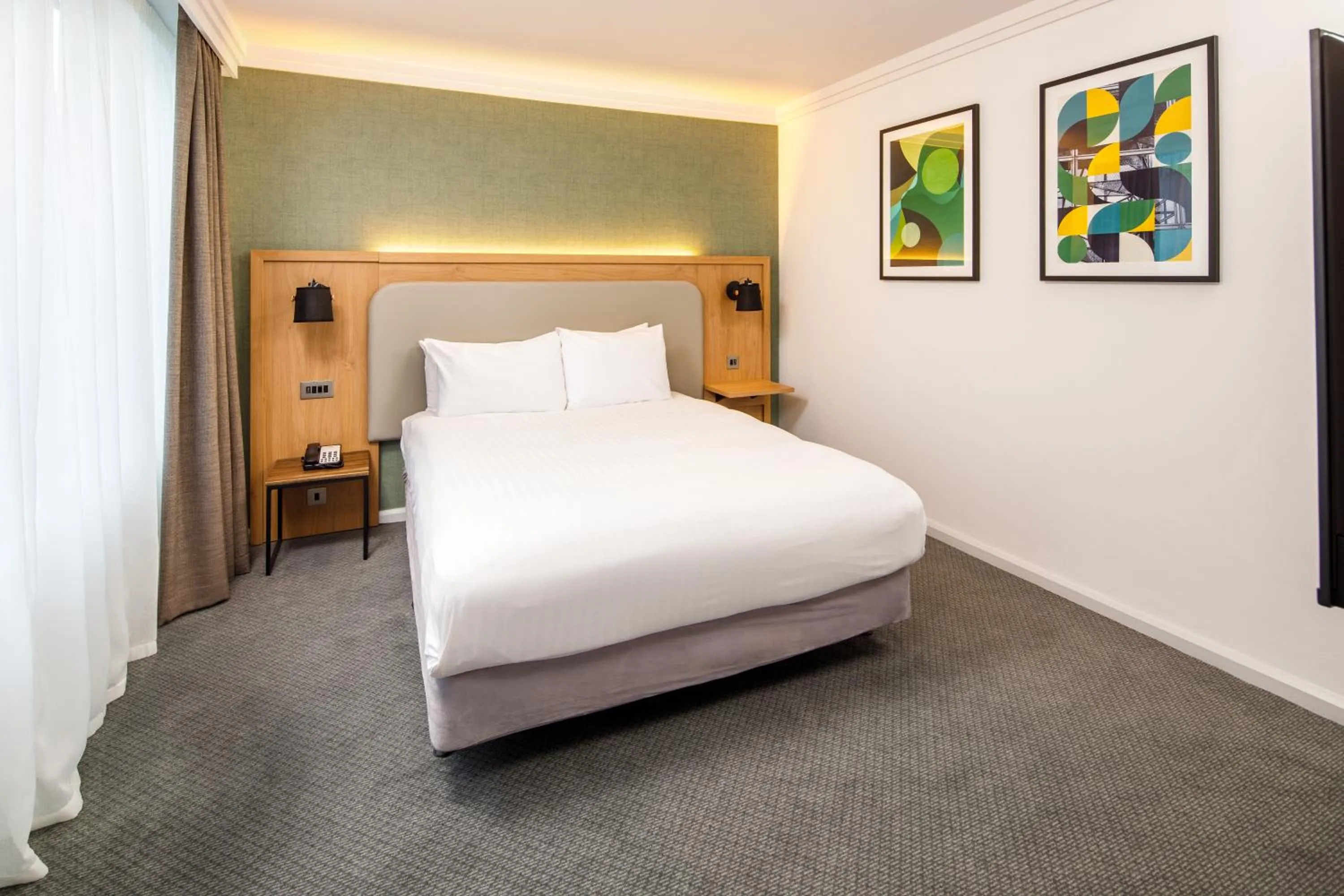 Bedroom, Bed in Holiday Inn Milton Keynes Central by IHG