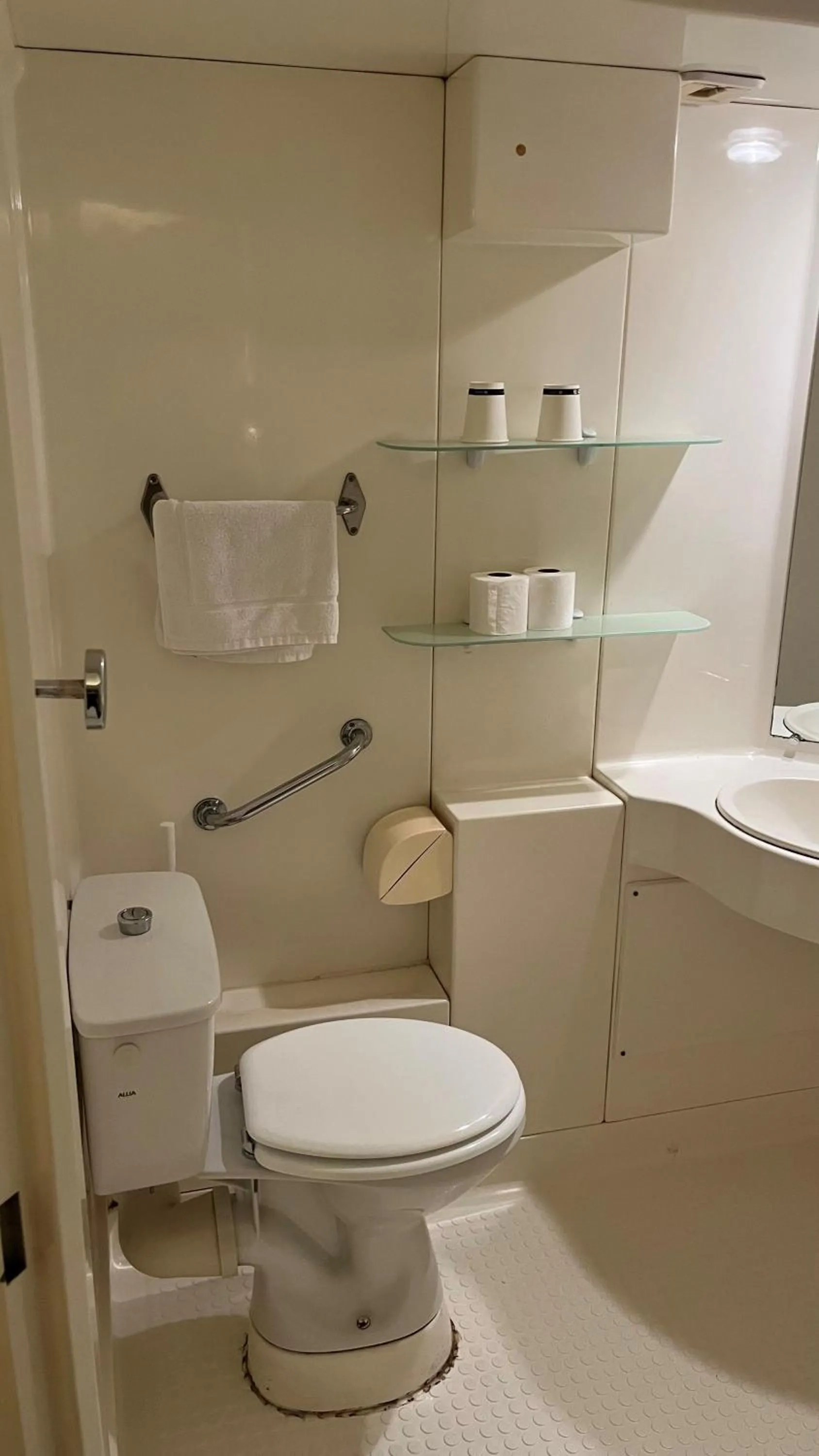 Bathroom in Quick Palace Anglet