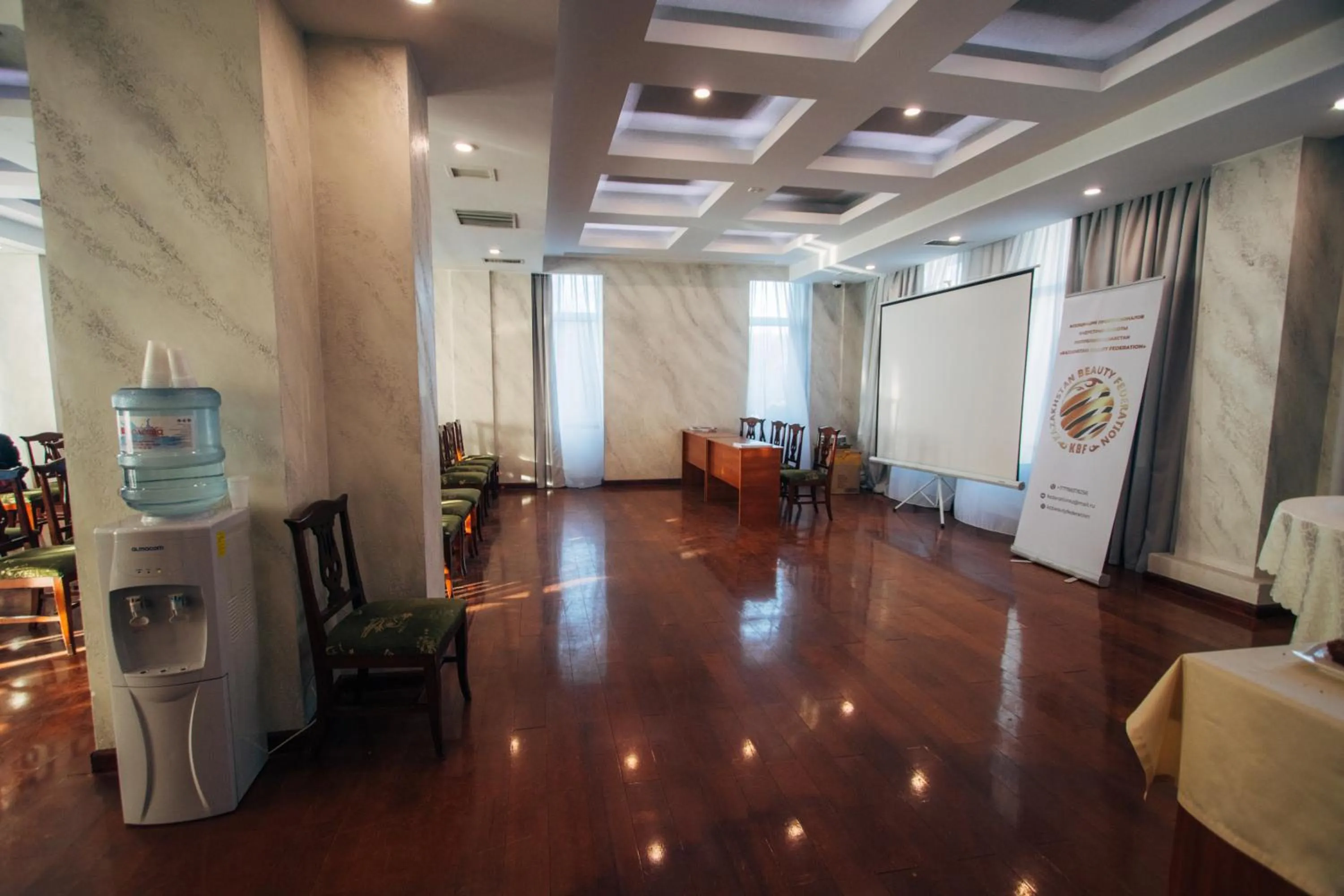 Business facilities in Renion Residence Hotel