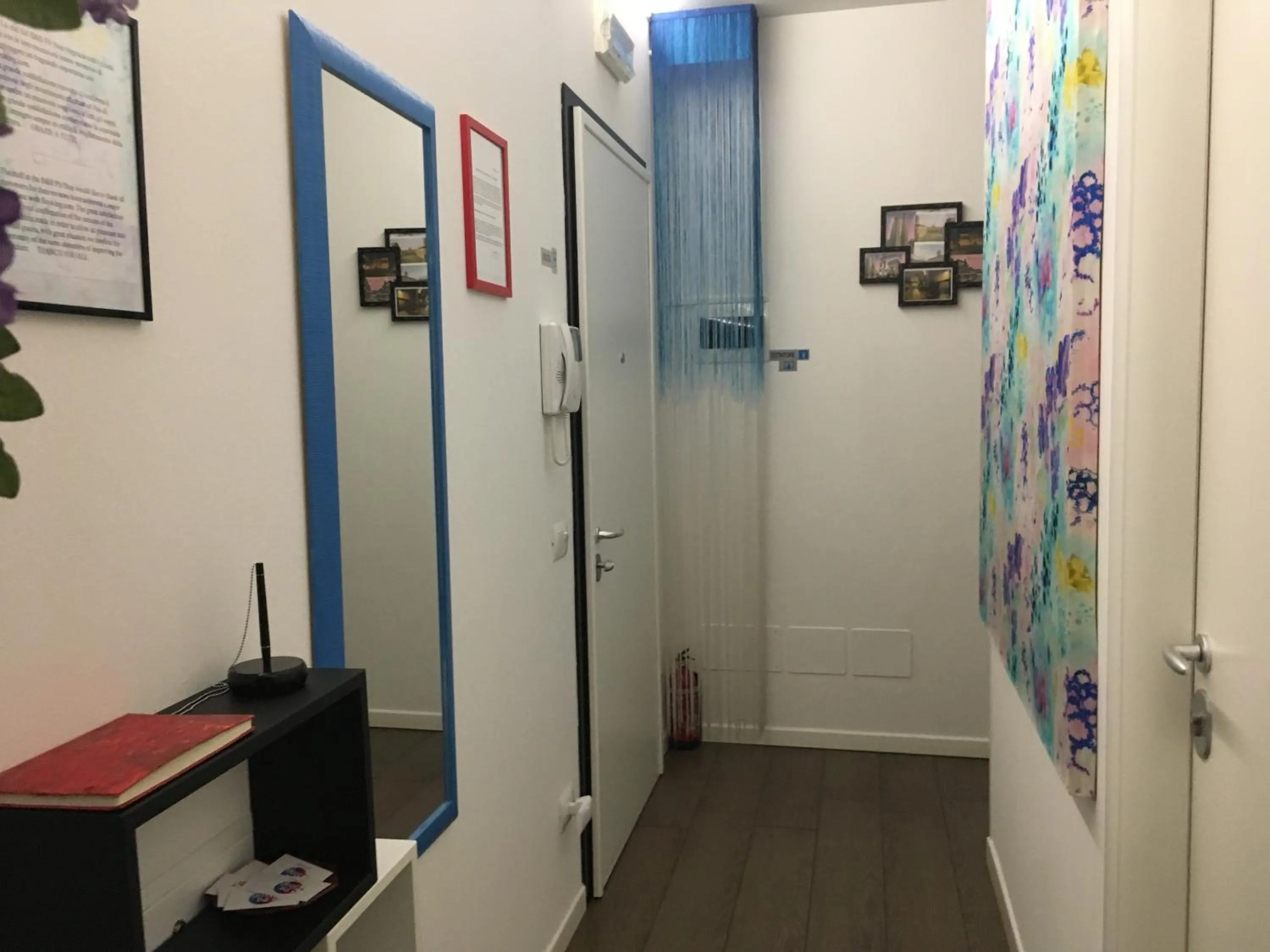 Decorative detail in B&B Pitstop