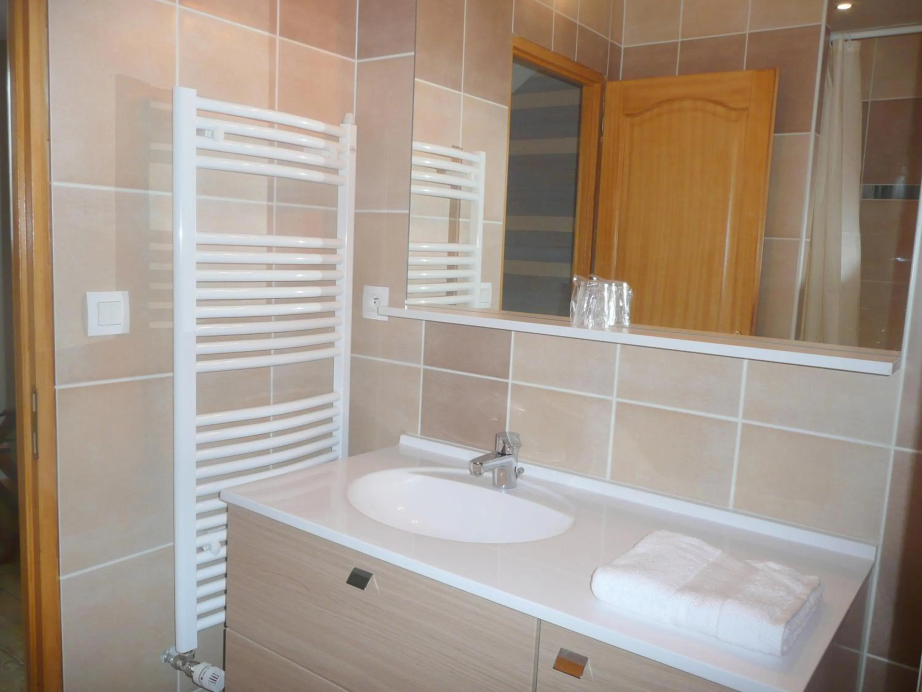 Bathroom in Residence L'Etoile du Sancy