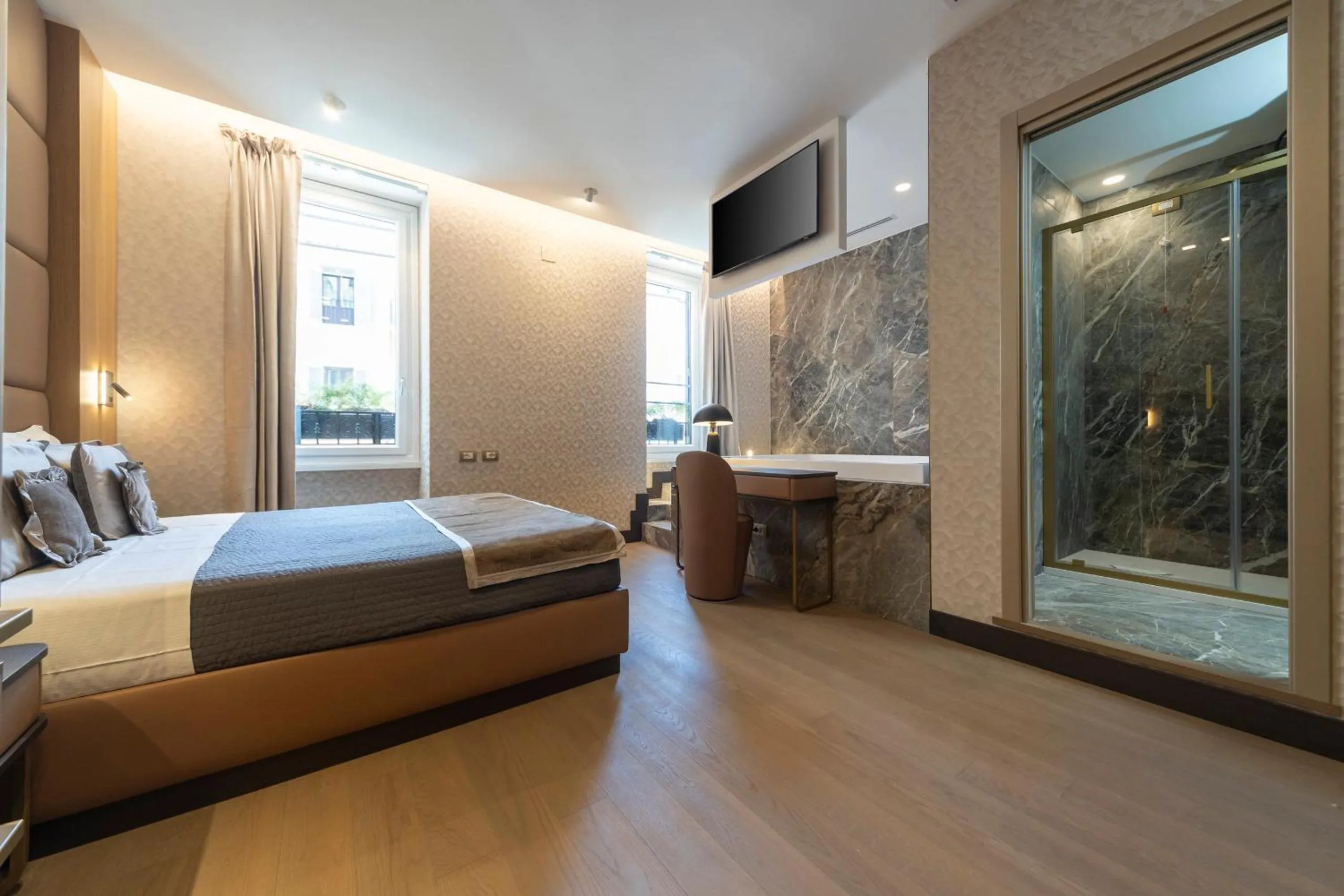 Bed in San Carlo Suite