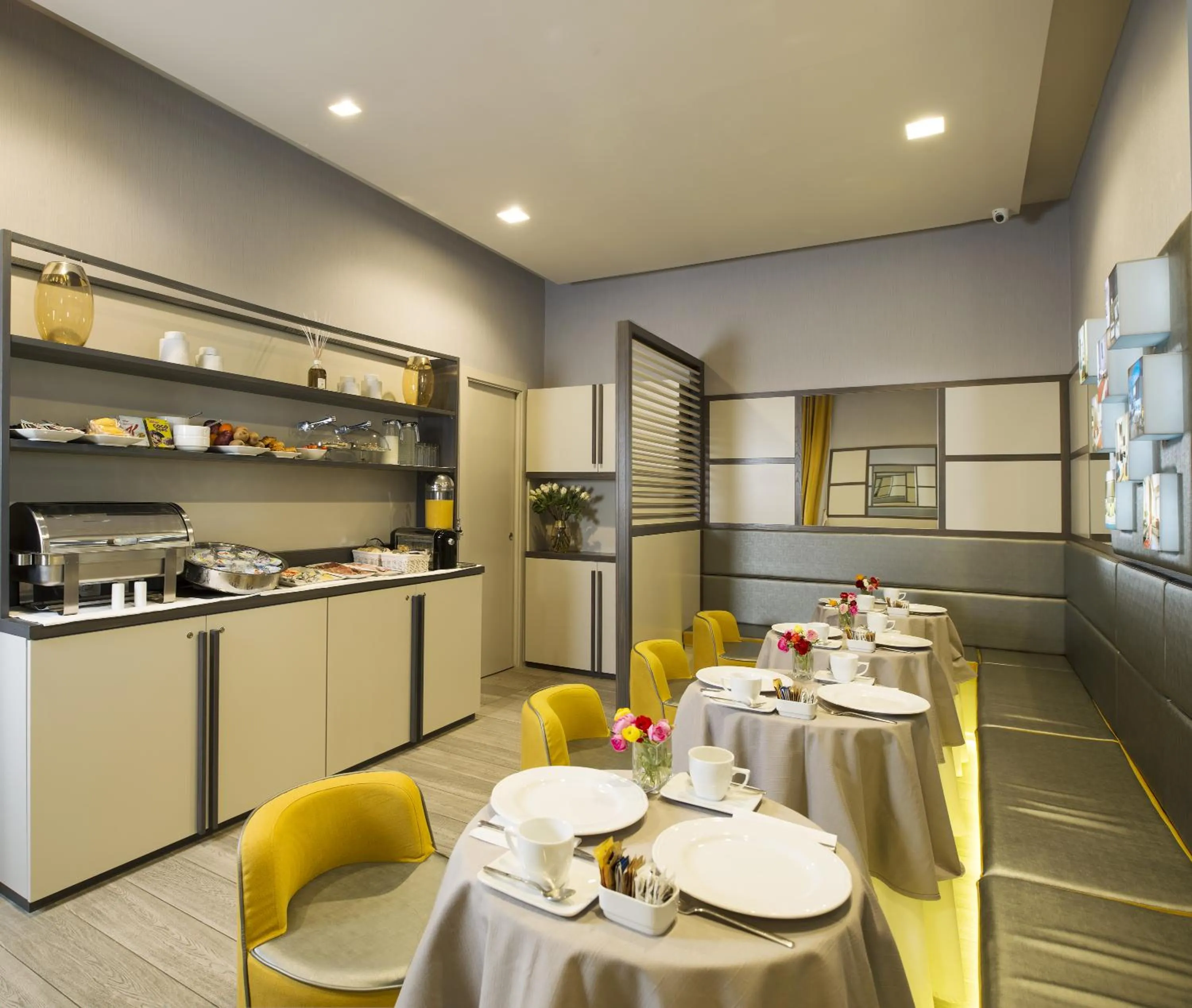 Lounge or bar in San Carlo Suite